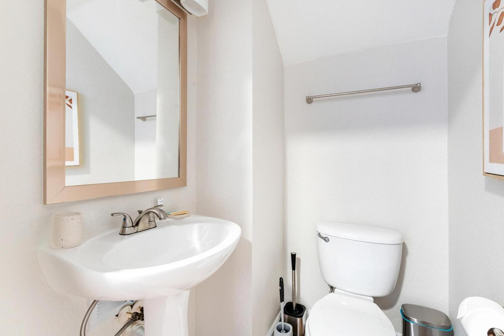 Landing Stunning 1BD Gym Pool
