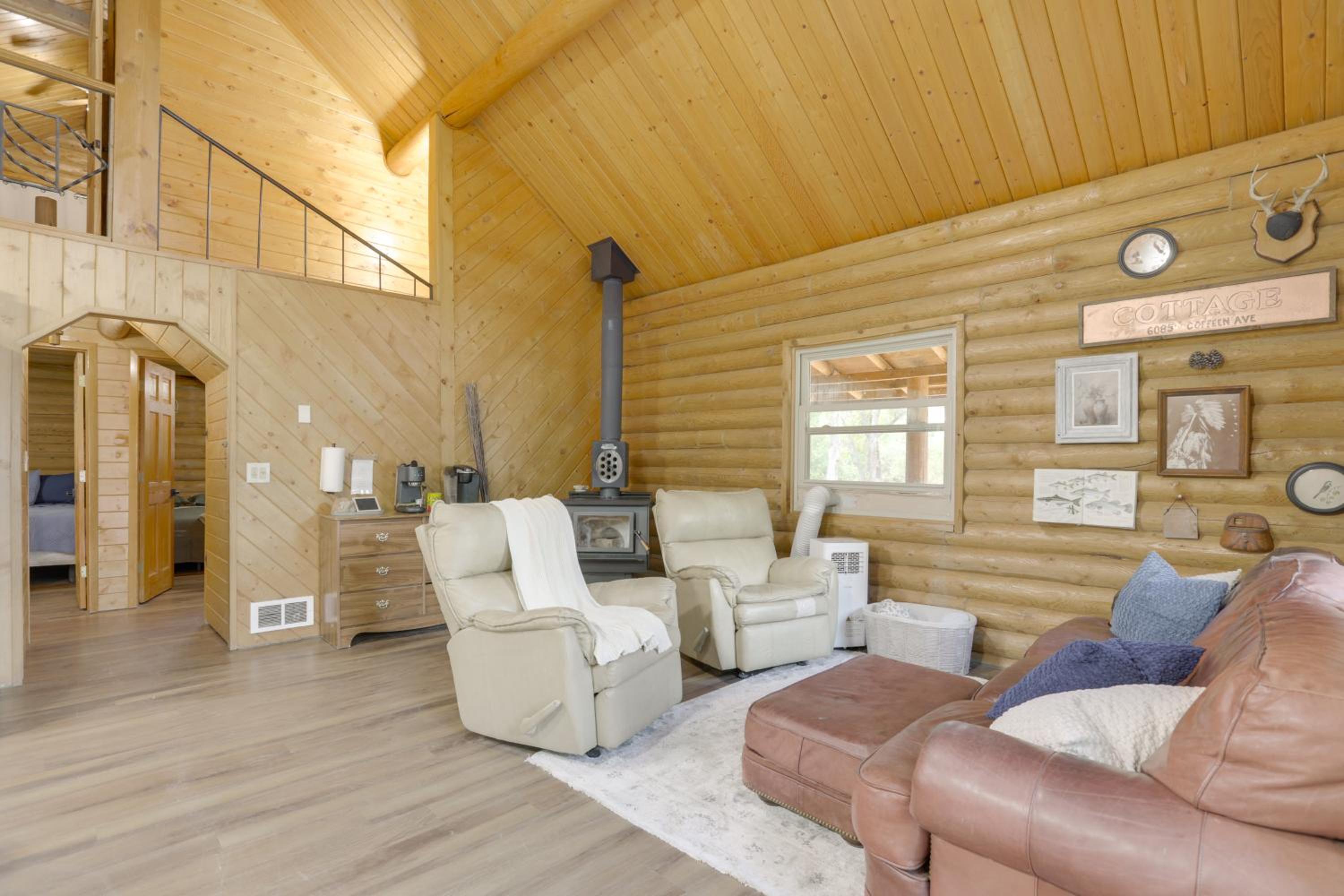 Waterfront Cabin with Bighorn Mountain Views!