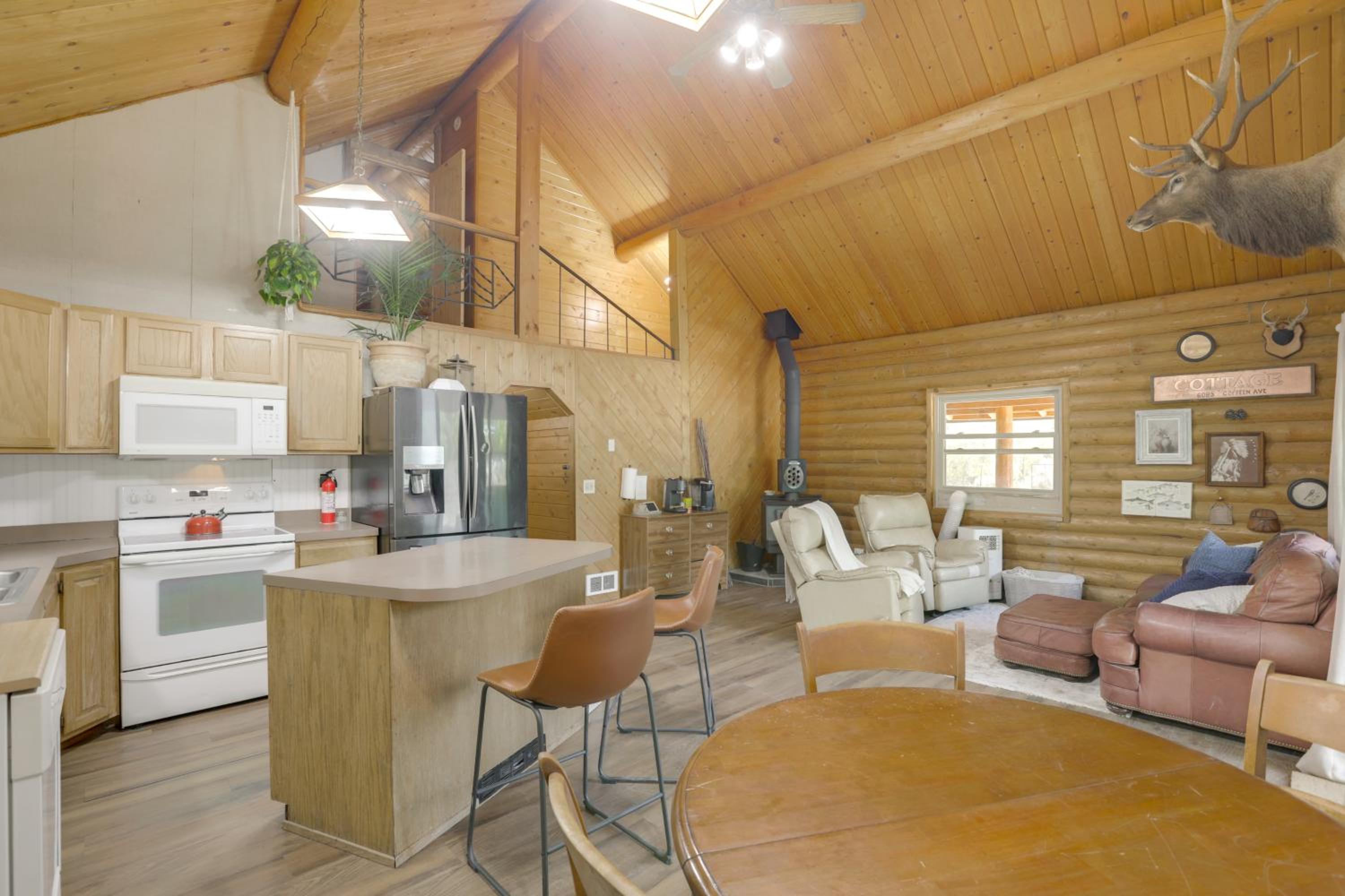 Waterfront Cabin with Bighorn Mountain Views!