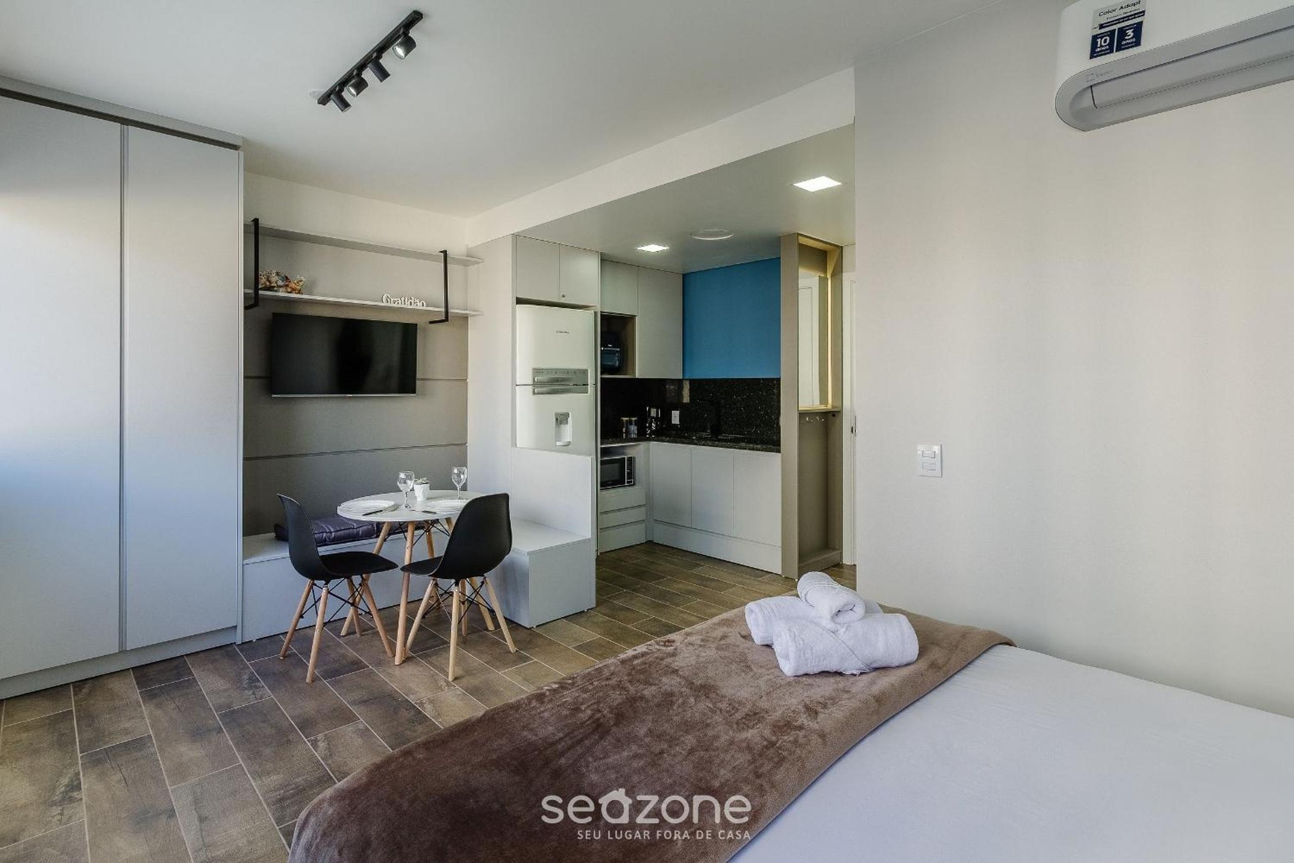 Complete and modern accommodations in a building with gym - MCP