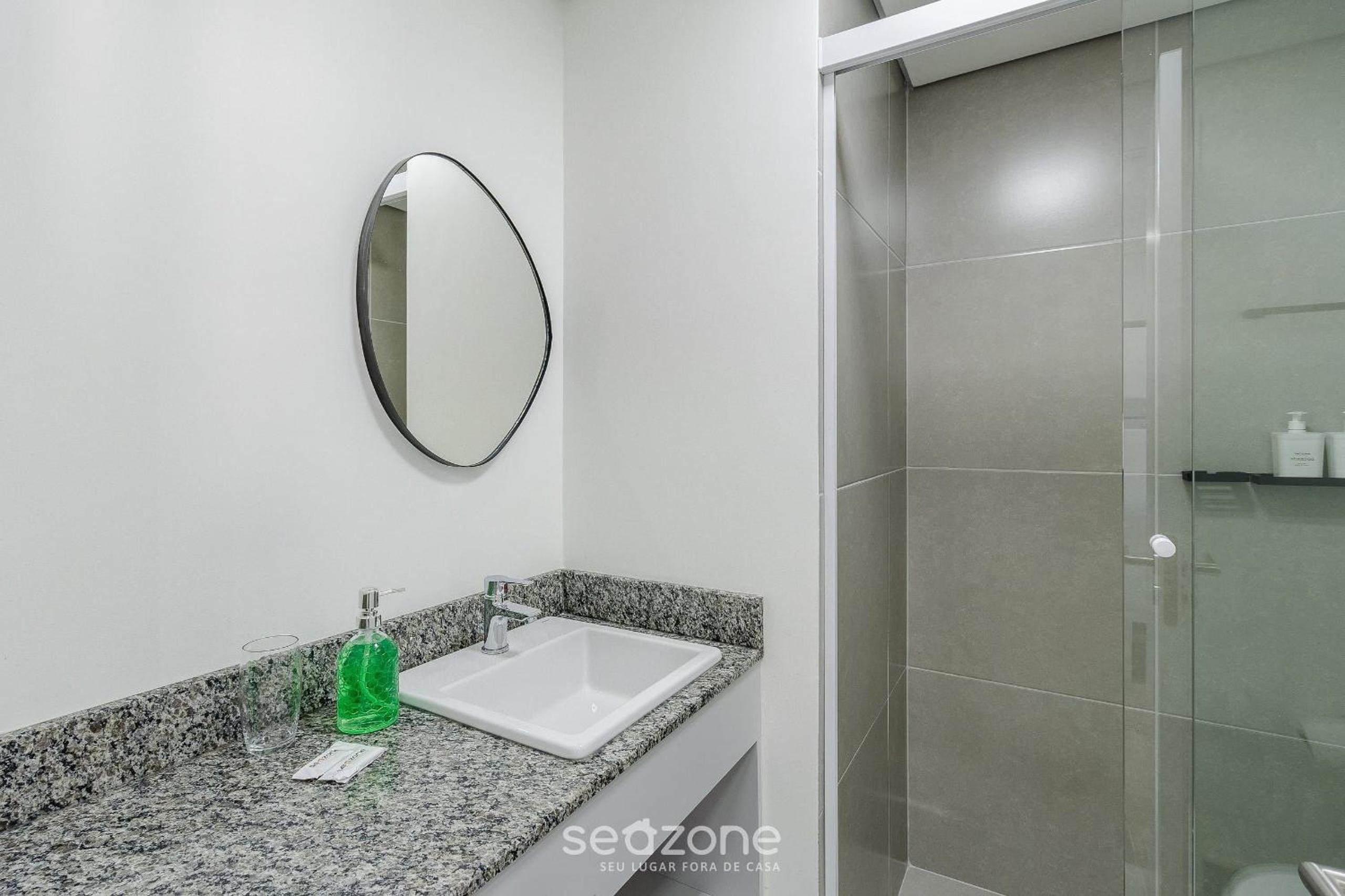 Complete and modern accommodations in a building with gym - MCP