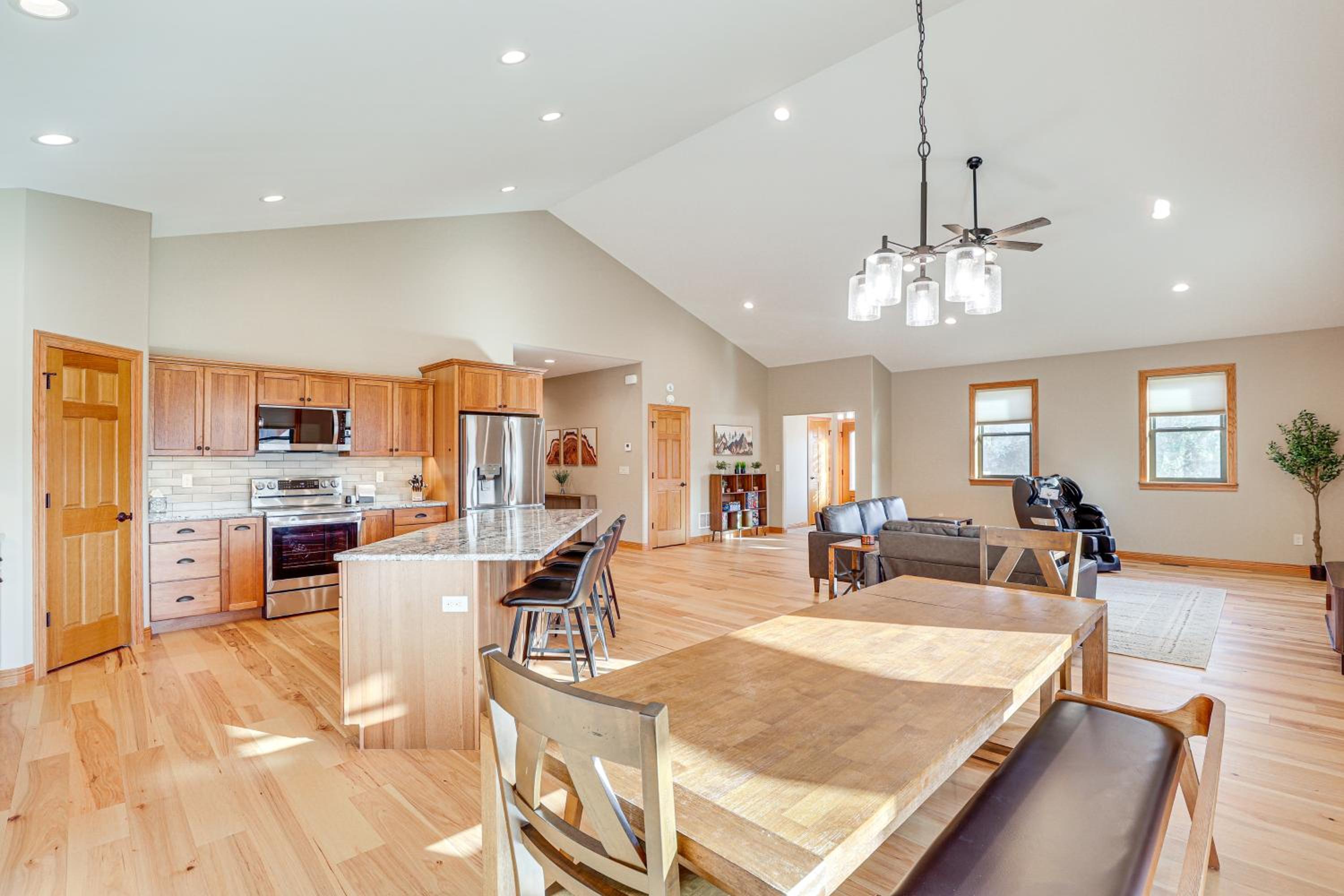6 Mi to Main St Home with Private Patio in Sturgis