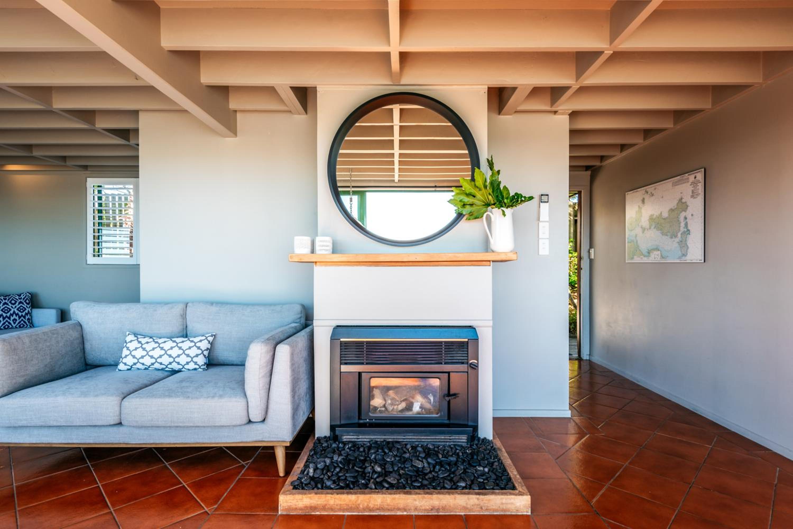 Spinnaker Watch - Ocean Views on Waiheke Island