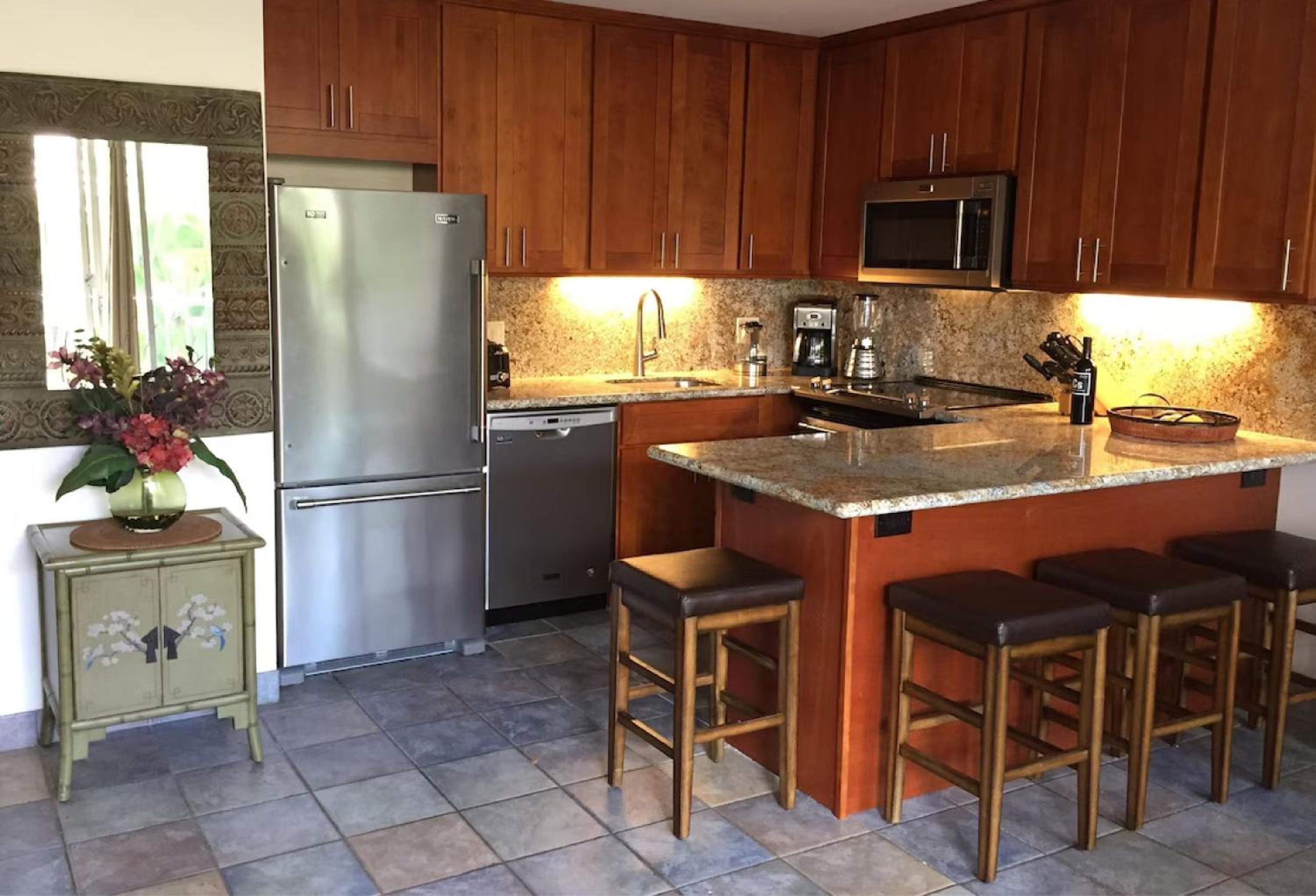 Kihei Beach Condo, Romantic Kamaole II