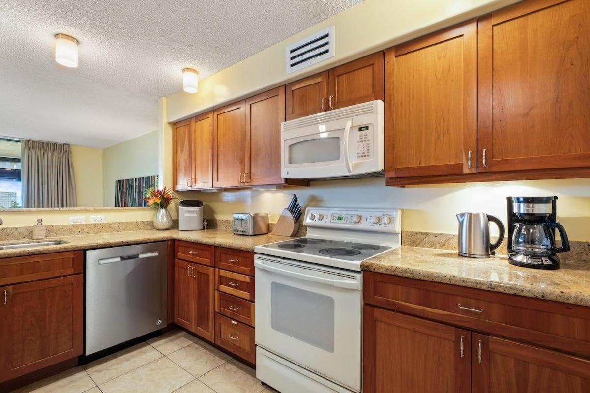 Kaanapali Royal H303 · KRL H303 Spacious 2BD Condo on Maui Golf