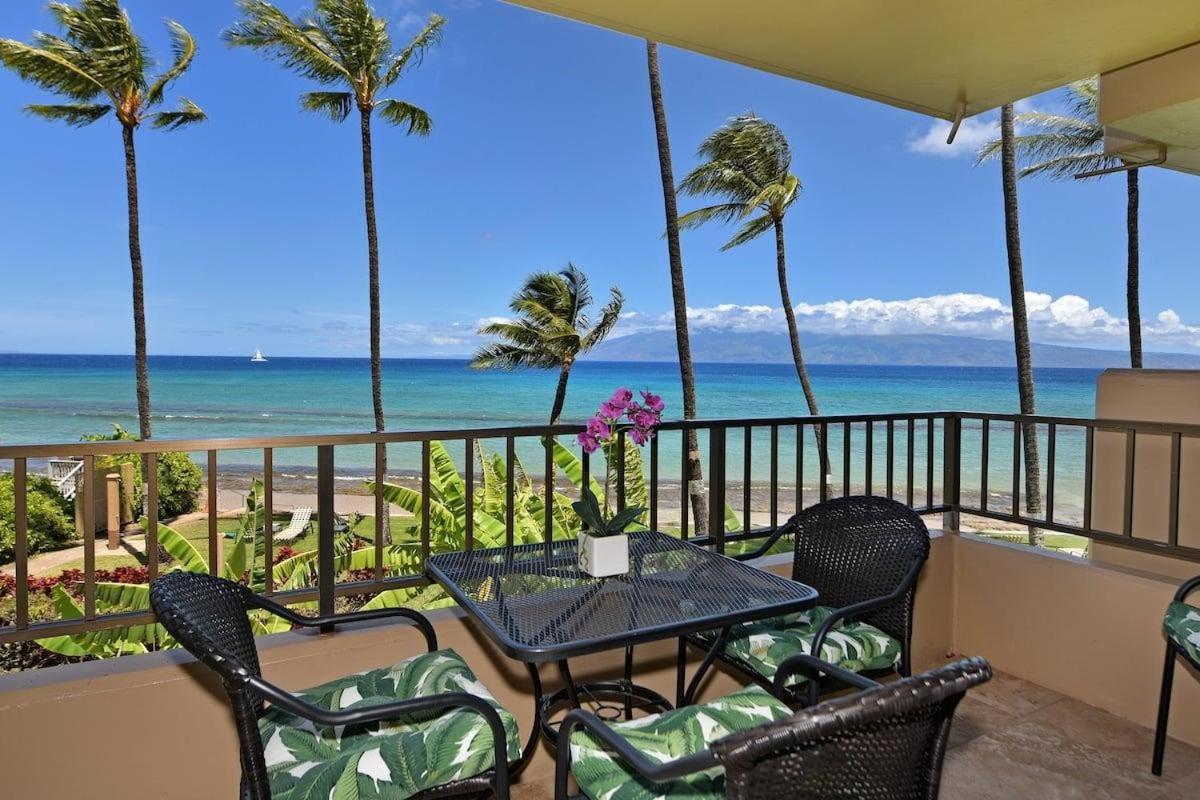 Paki Maui 207 · PM 207 BeachFront 1BD w Ocean View