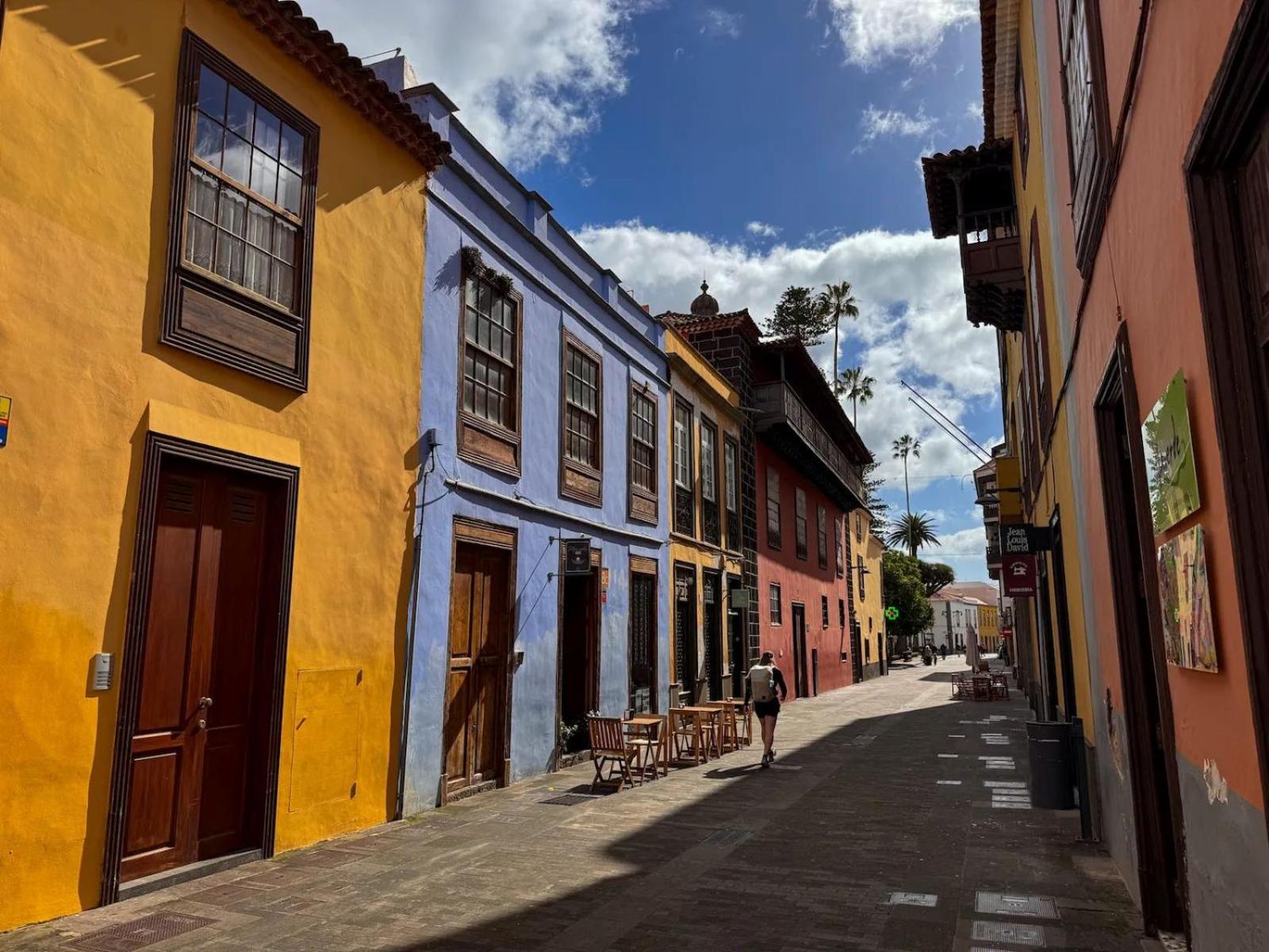 Stylish & Cozy Stay in La Laguna