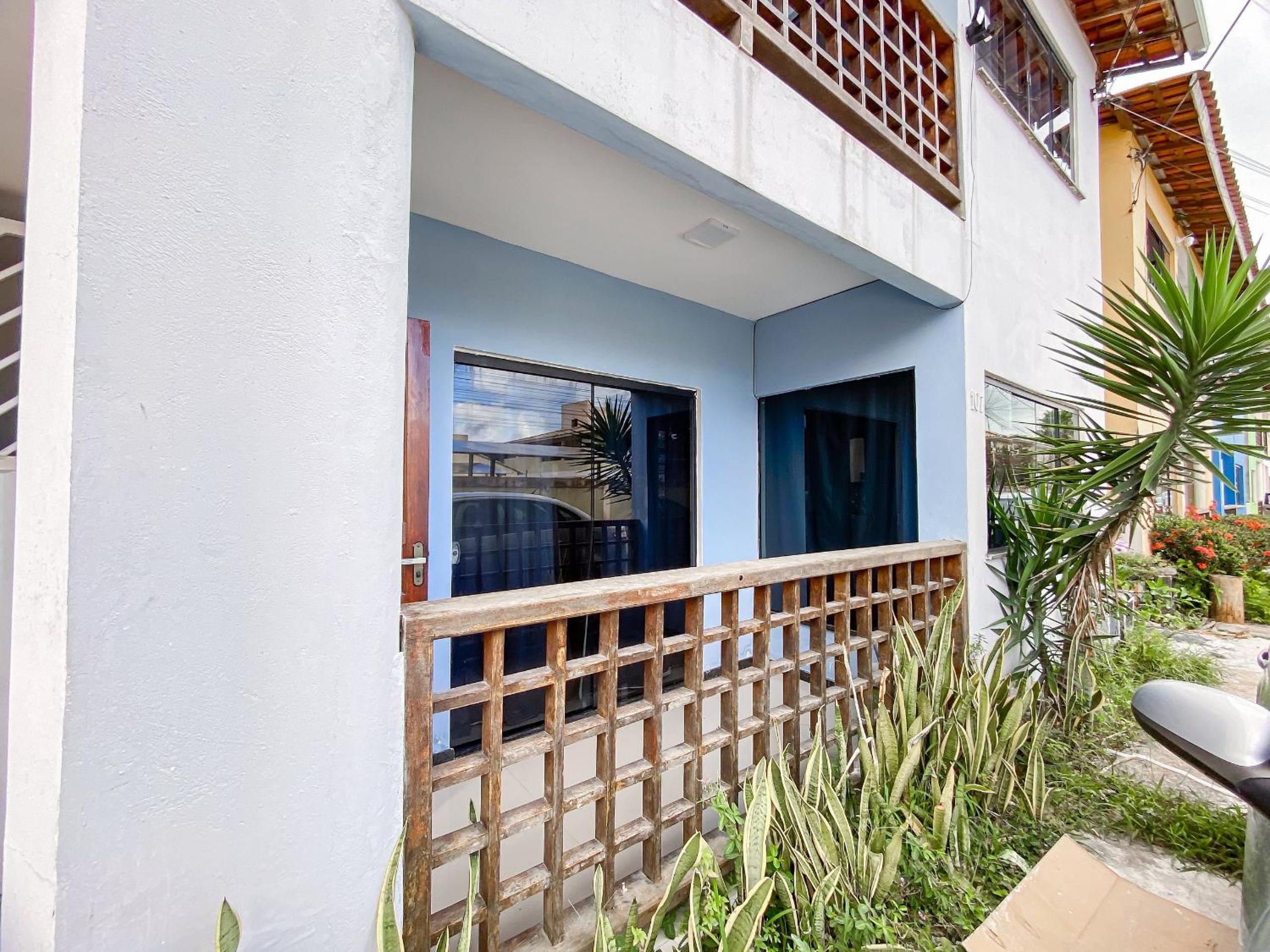 Aptos com 2 quartos próximos à praia de Taperapuã