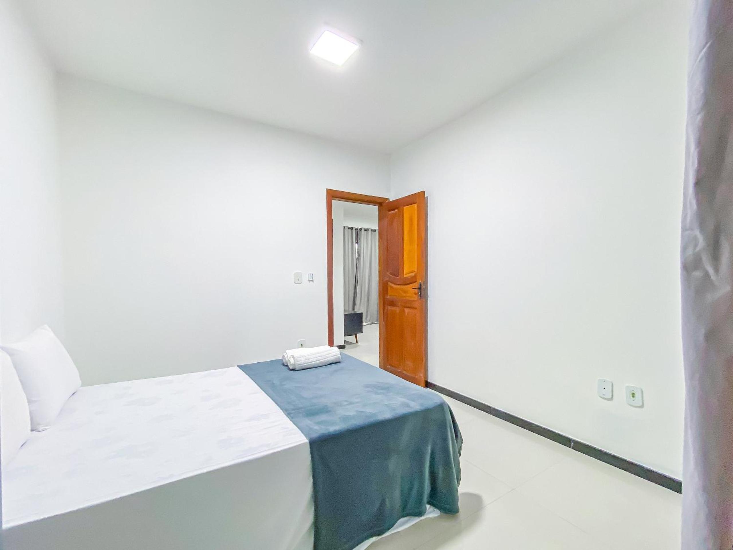 Aptos com 2 quartos próximos à praia de Taperapuã