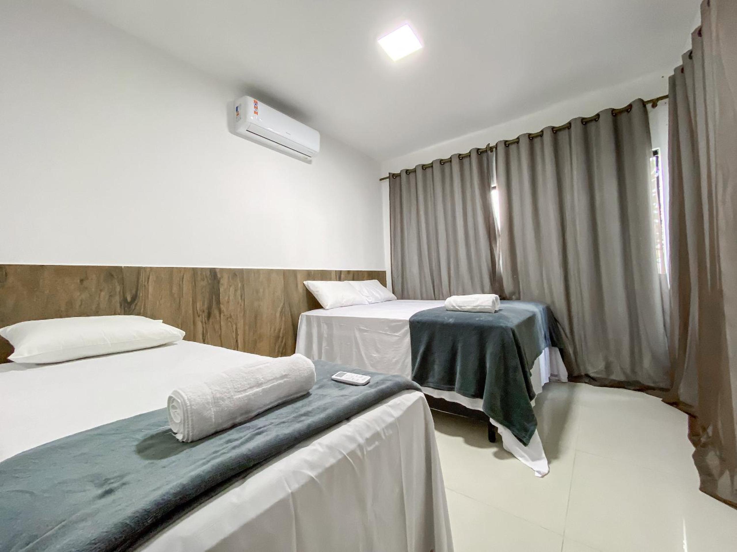 Aptos com 2 quartos próximos à praia de Taperapuã