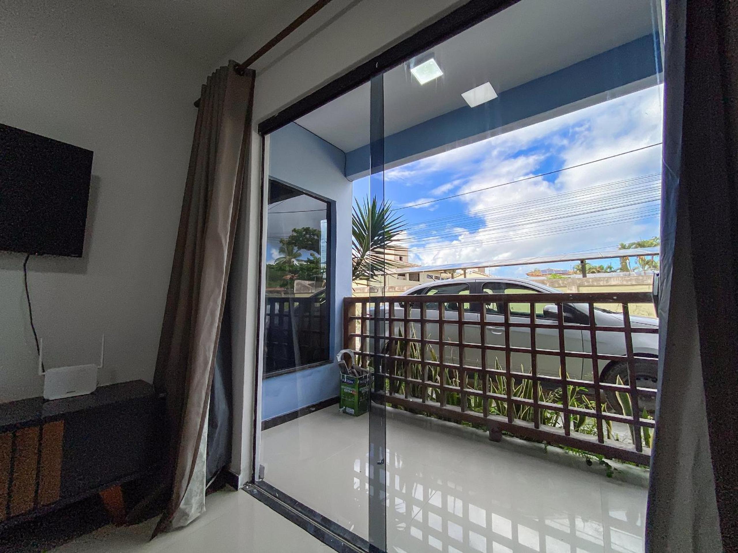 Aptos com 2 quartos próximos à praia de Taperapuã