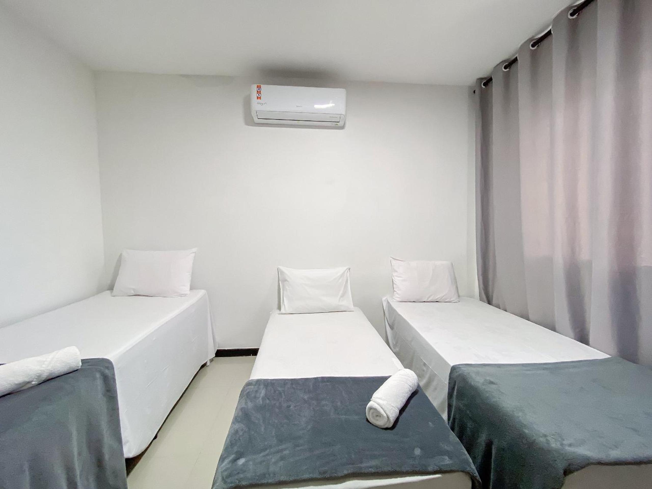 Aptos com 2 quartos próximos à praia de Taperapuã