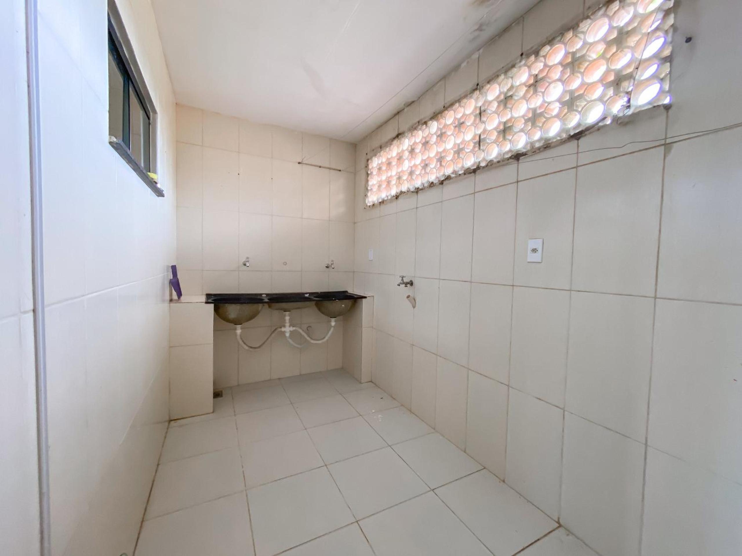 Aptos com 2 quartos próximos à praia de Taperapuã