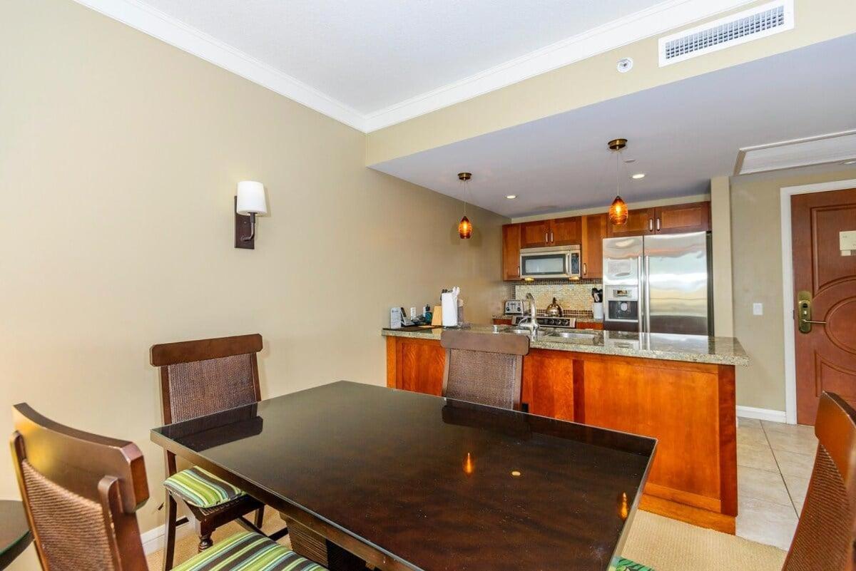 Honua Kai 1024 · HK 1024 Updated Beachfront Luxury Condo w Pool