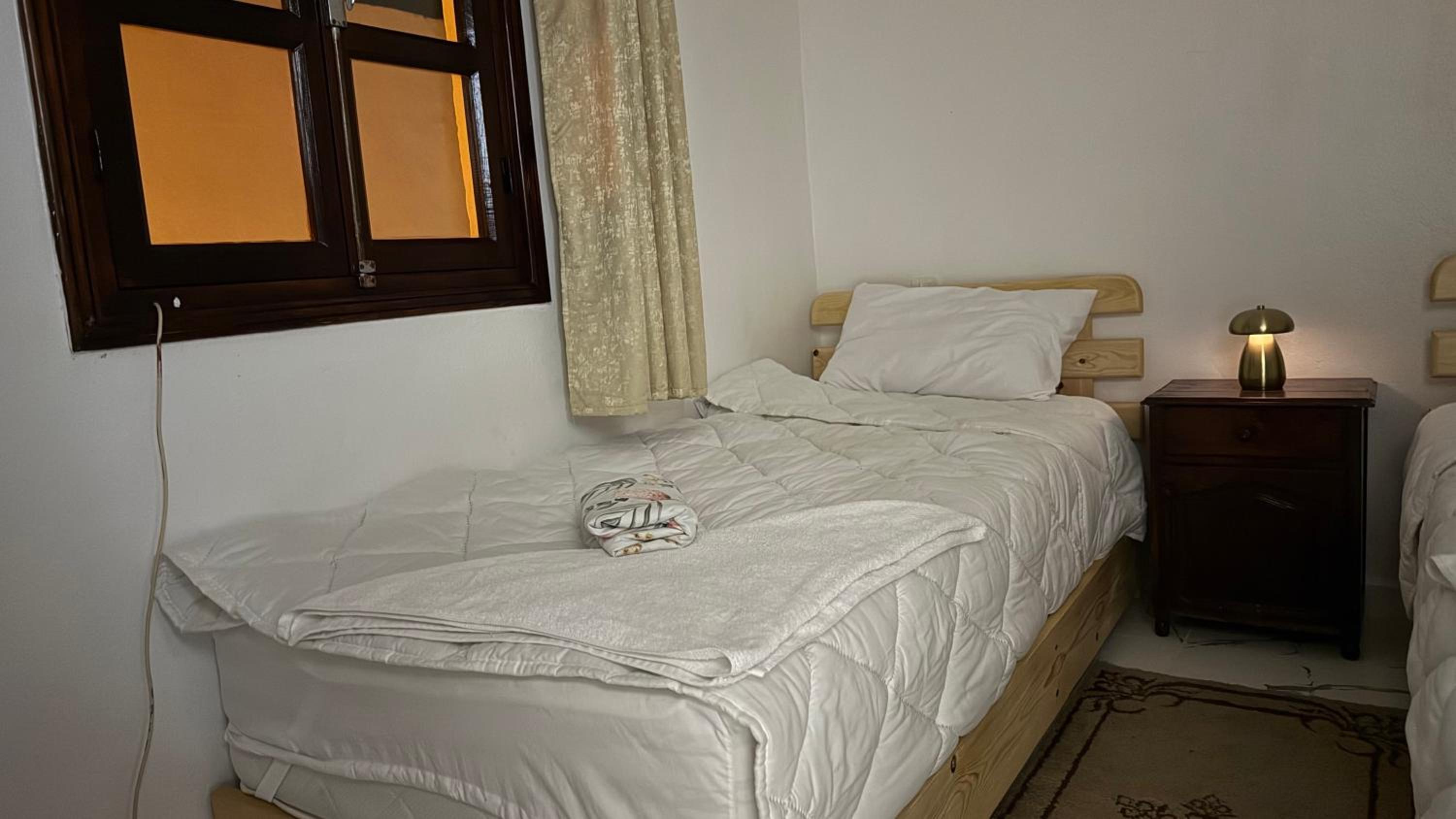Adar surf house