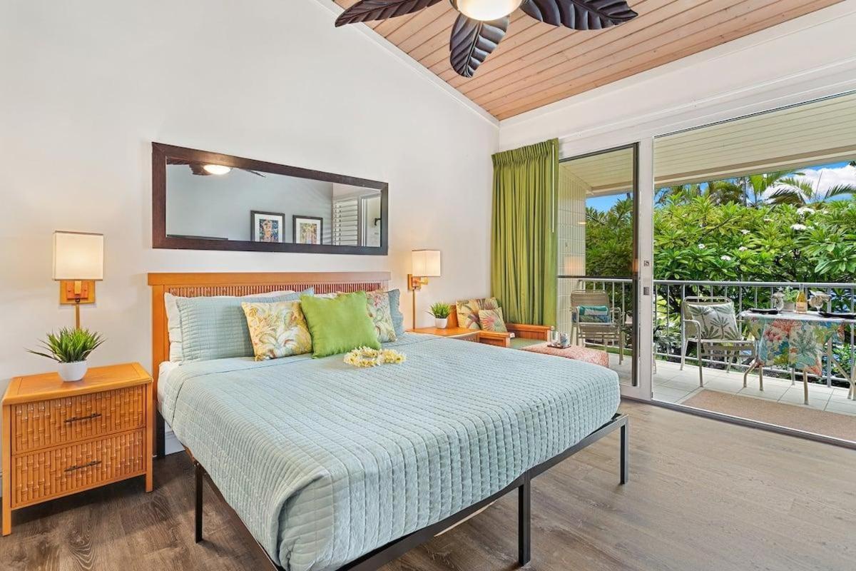 Napili Shores D227 · NS D227 OceanFront Resort w Pool