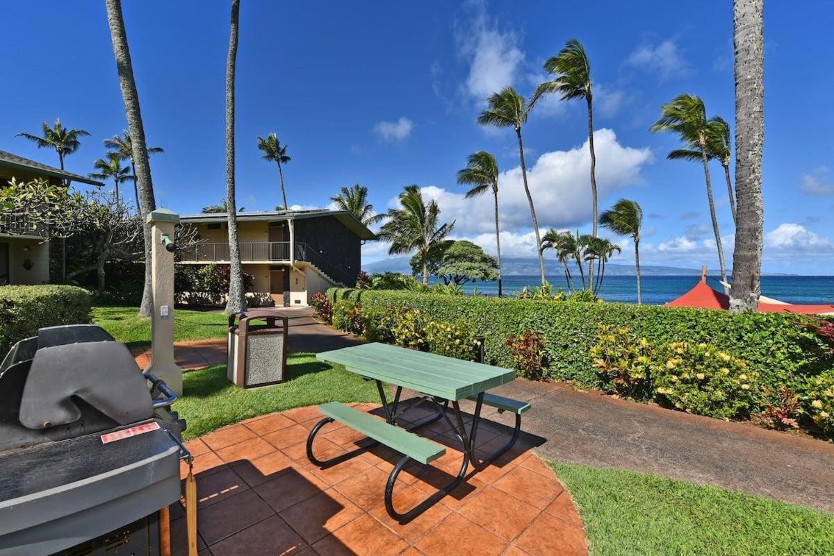 Napili Shores D227 · NS D227 OceanFront Resort w Pool
