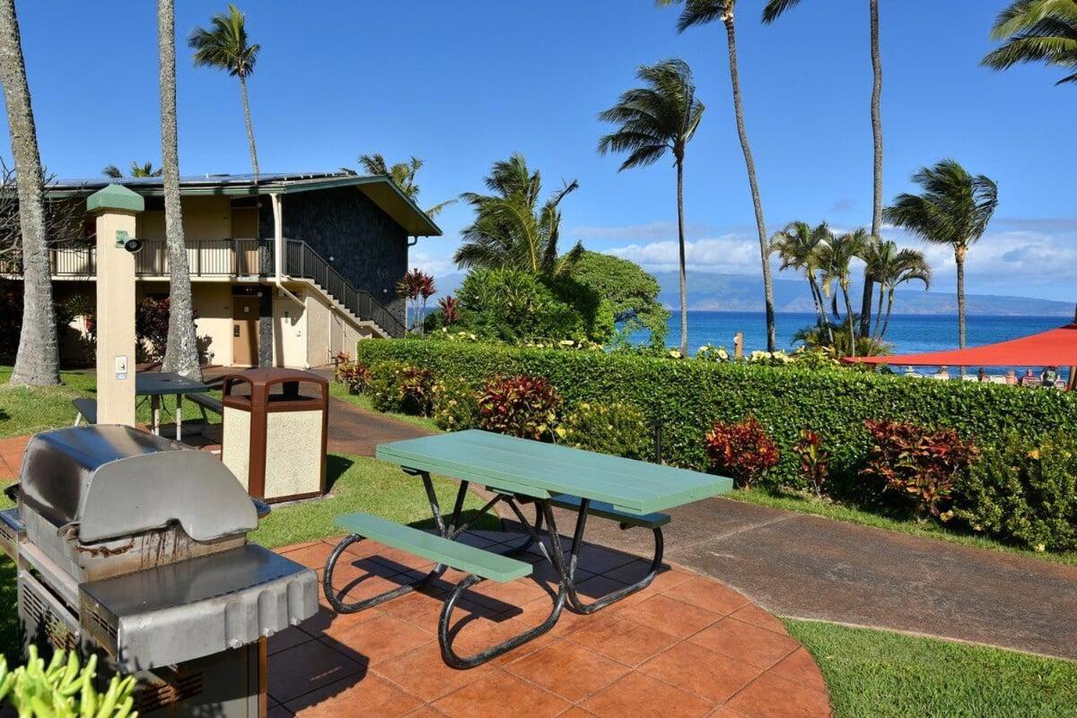 Napili Shores D227 · NS D227 OceanFront Resort w Pool