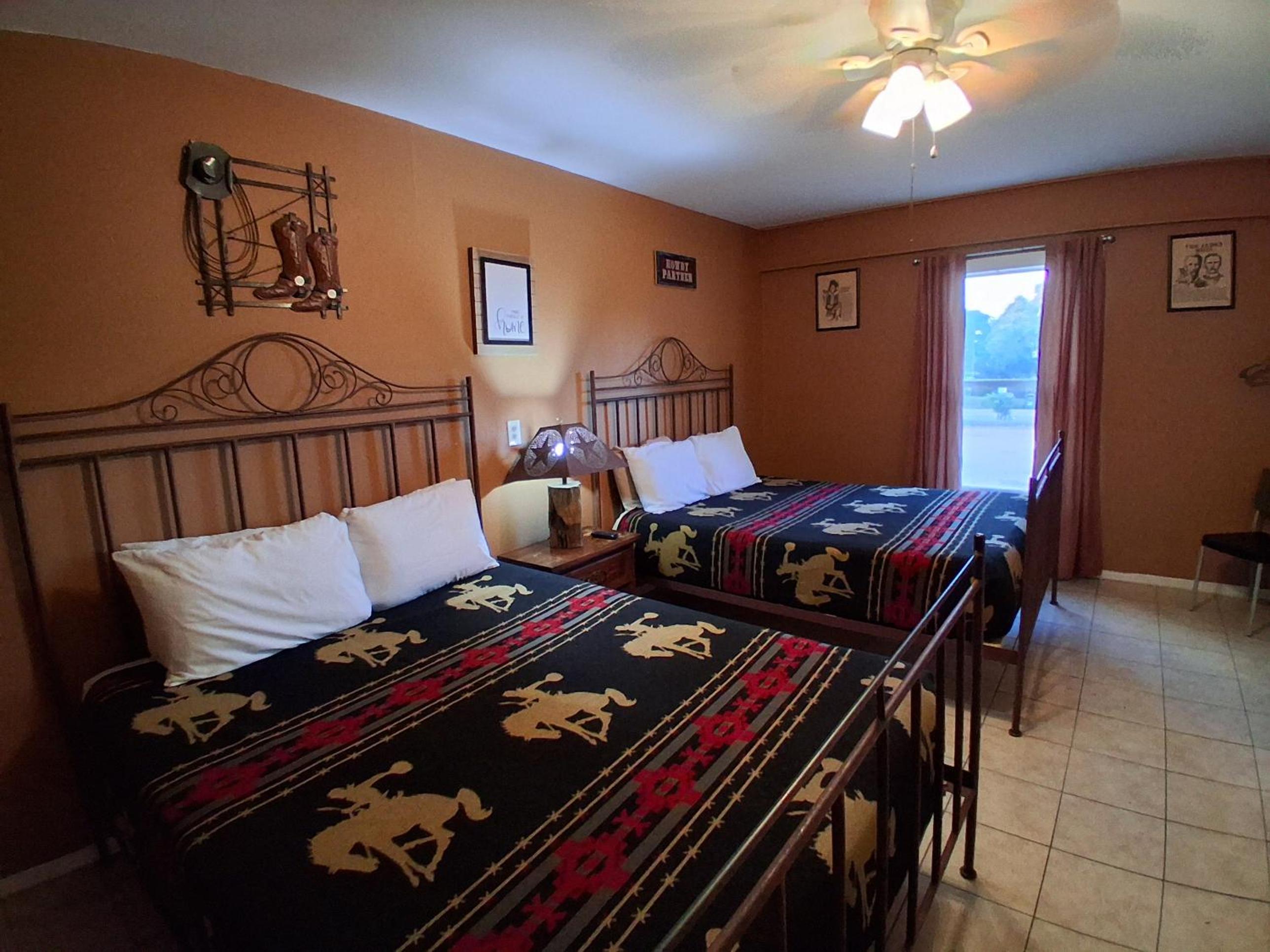 Hill Country Lodge and Mini Storages