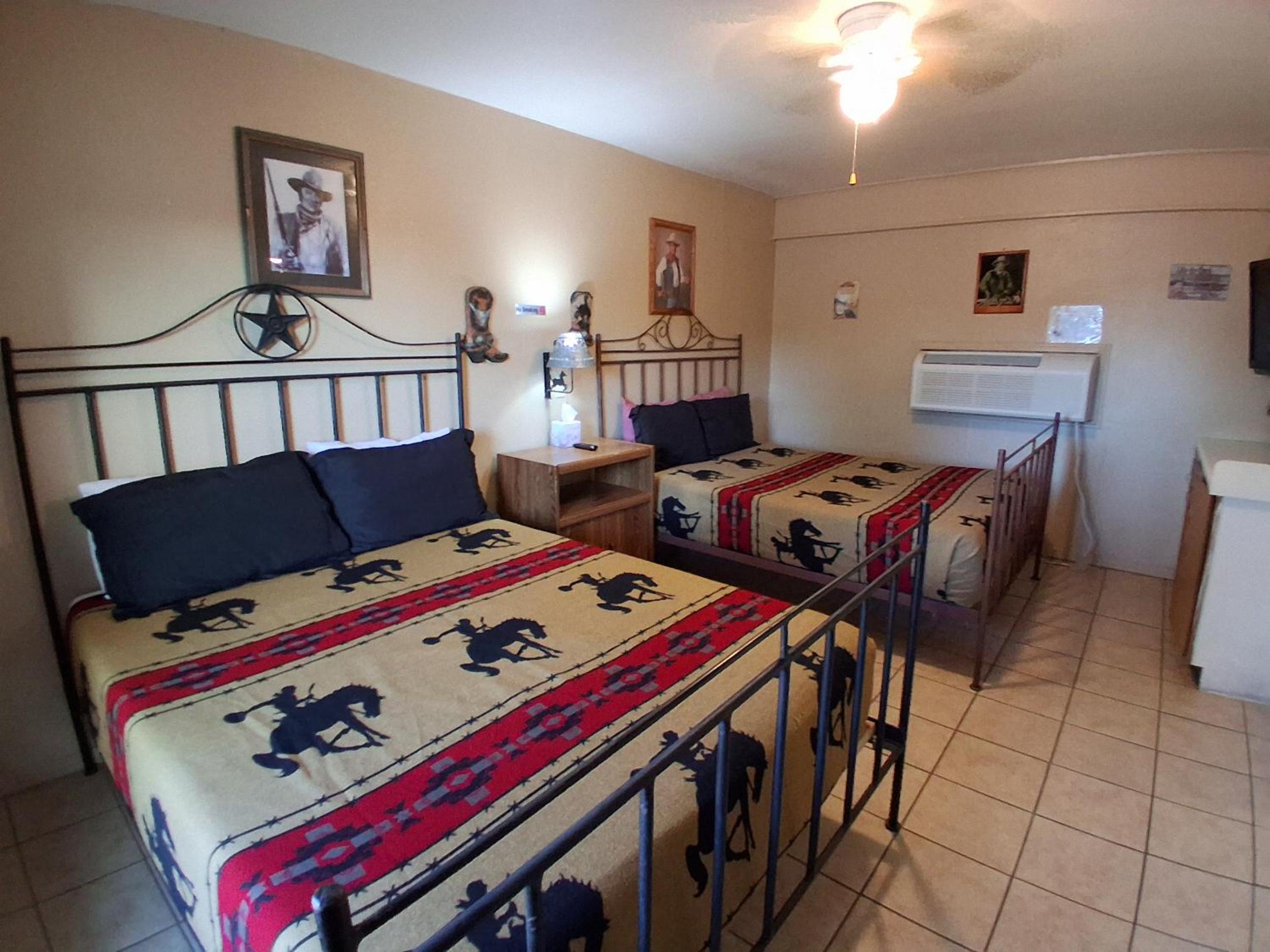 Hill Country Lodge and Mini Storages