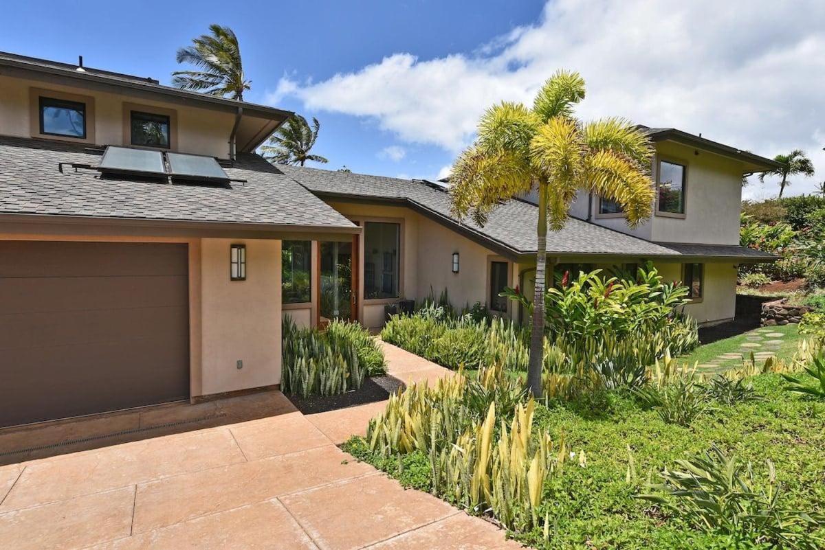 Hale Nui · HALE NUI Luxury Retreat 5BD w Private Pool Hot Tub