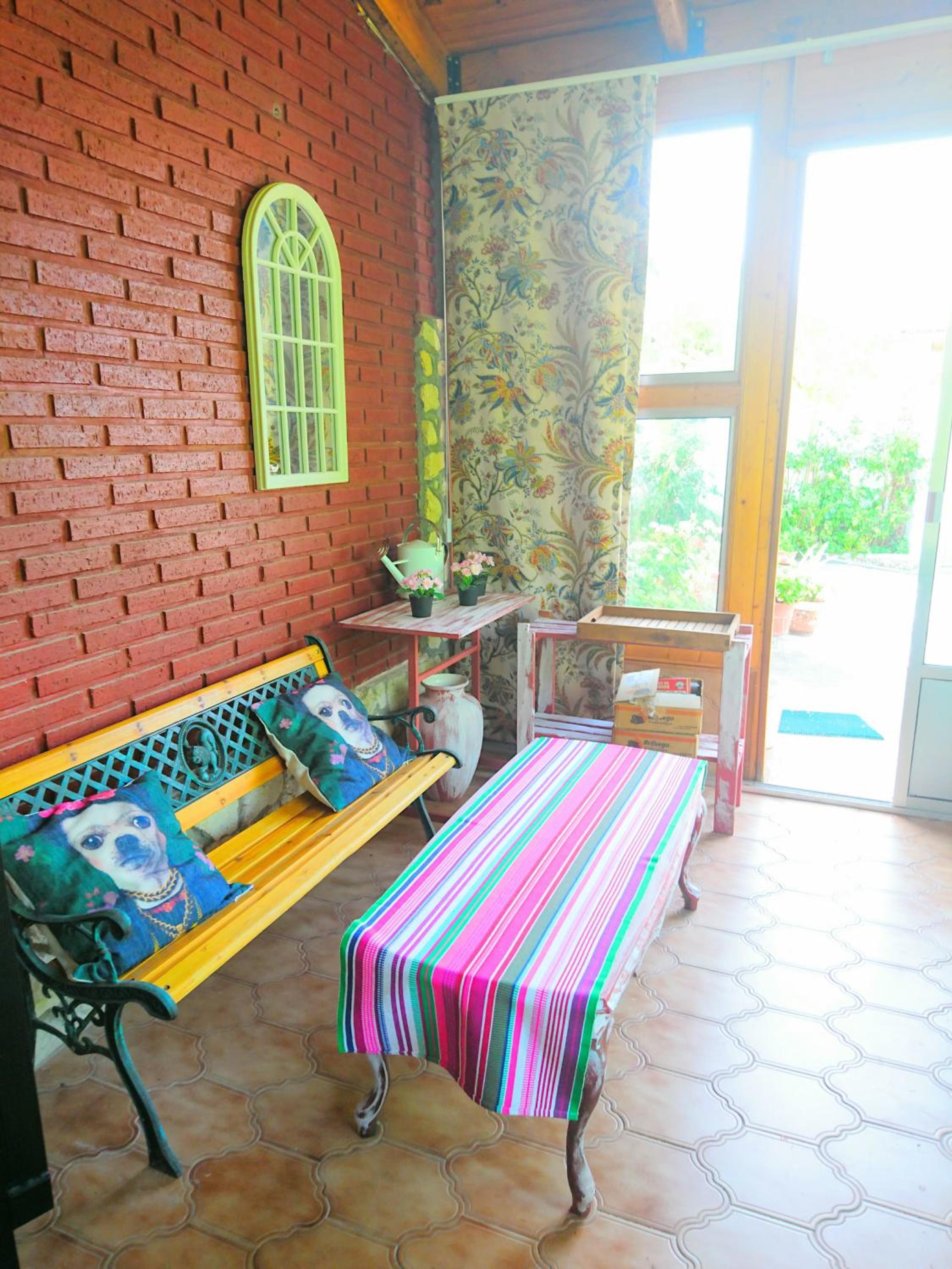 Photo 8