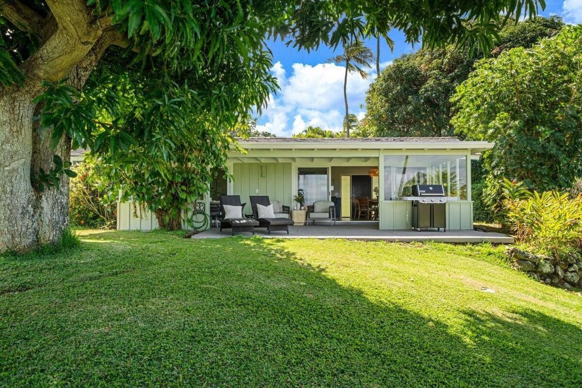 Alaeloa 38 · ALA 38 Beautifully Remodel 3BD Partial Ocean Views