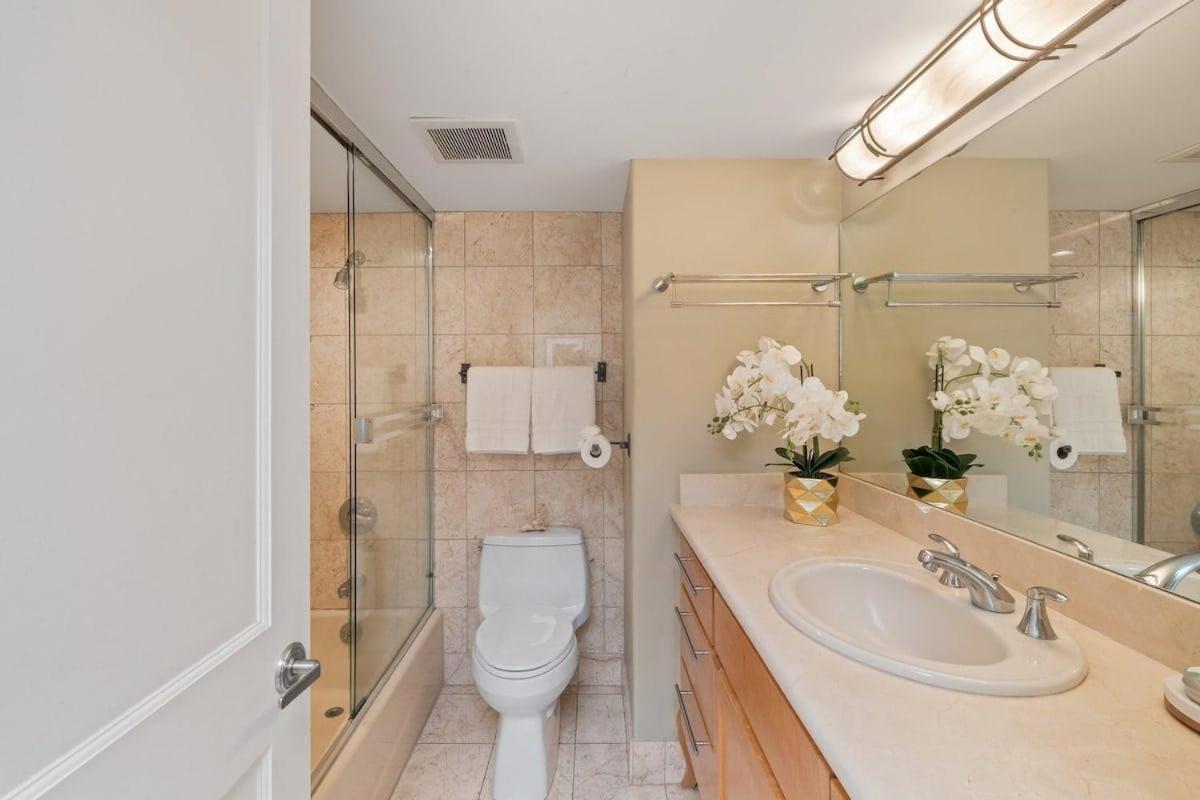 Kahana Villa E706 · KV E706 Breathtaking Oceanview 2BD With Cent