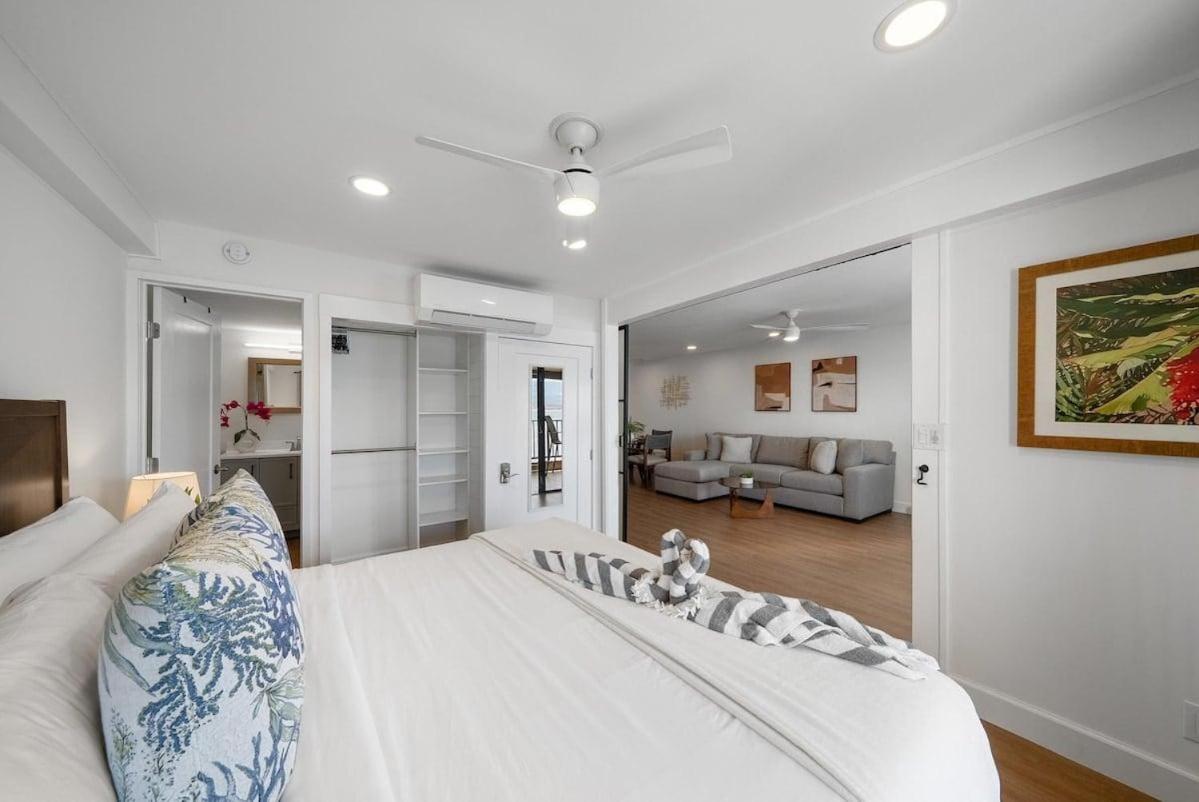 Lauloa 403 · LOA 403 Fully Remodeled Direct Oceanfront 2BD
