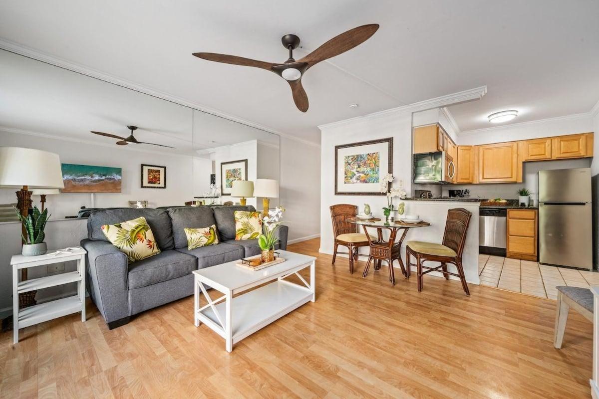 Paki Maui 217 · PM 217 Cozy 1BR Oceanfront Condo w Pool
