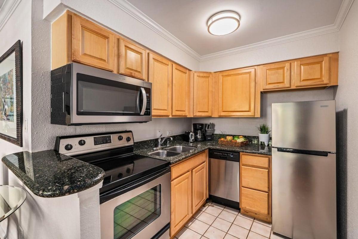 Paki Maui 217 · PM 217 Cozy 1BR Oceanfront Condo w Pool