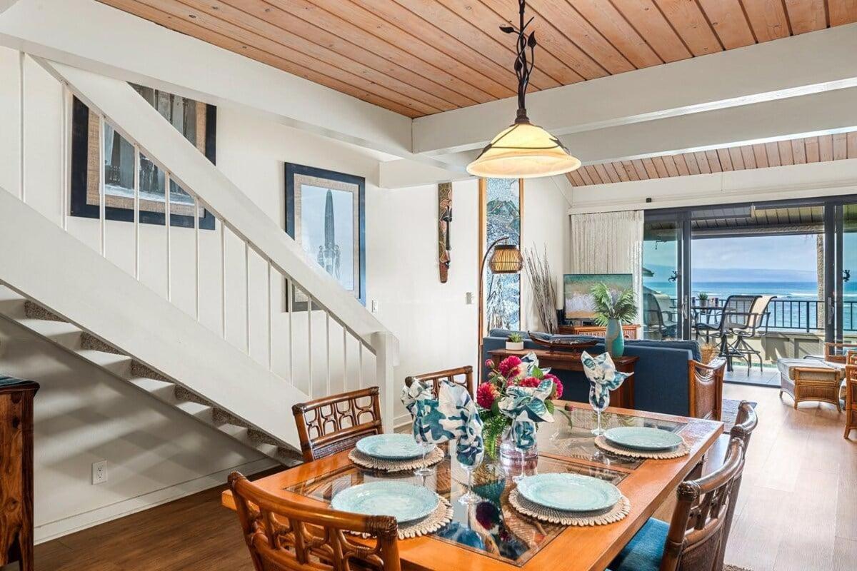Kahana Village 3 · KHV 3 Remodeled 2BD Condo with Oceanfront Lan