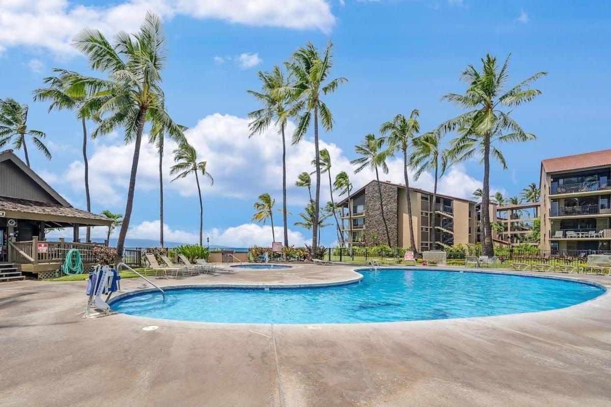 Papakea B110 · PK B110 Enjoy Ocean Views 1BD w Pool and Hot Tub