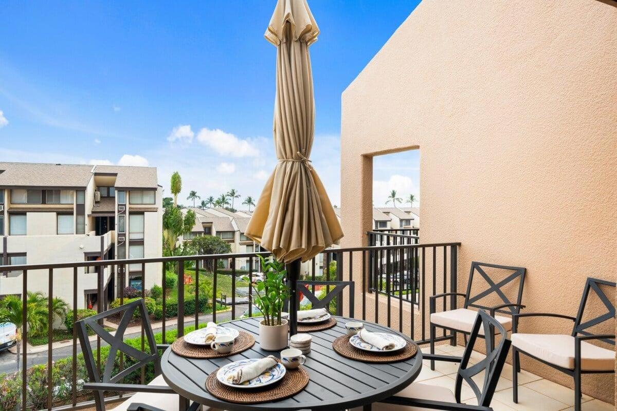 Kamaole Sands 8409 · KAS 8409 Ocean Views from this Freshly Upda
