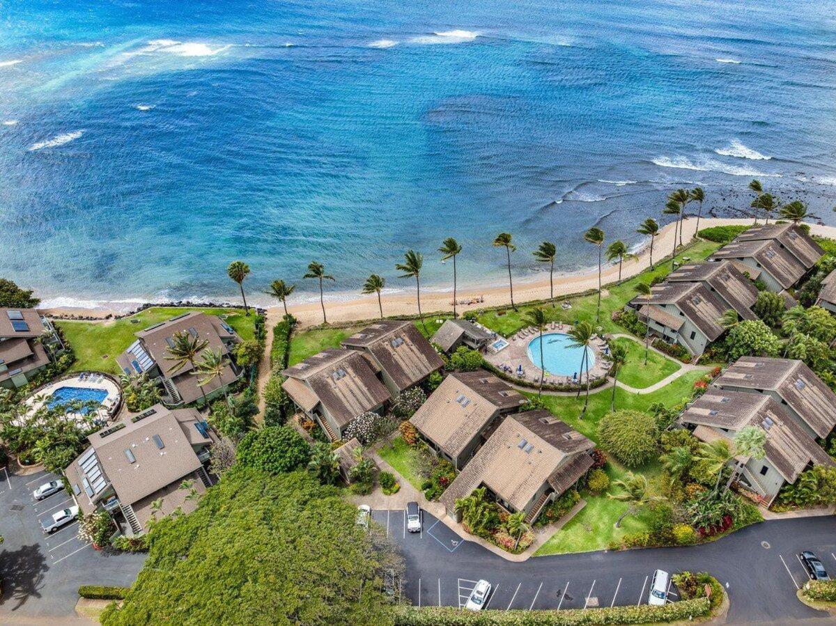 Kahana Village 36 · KHV 36 Oceanfront 3BD Kahana Condo, Beach &