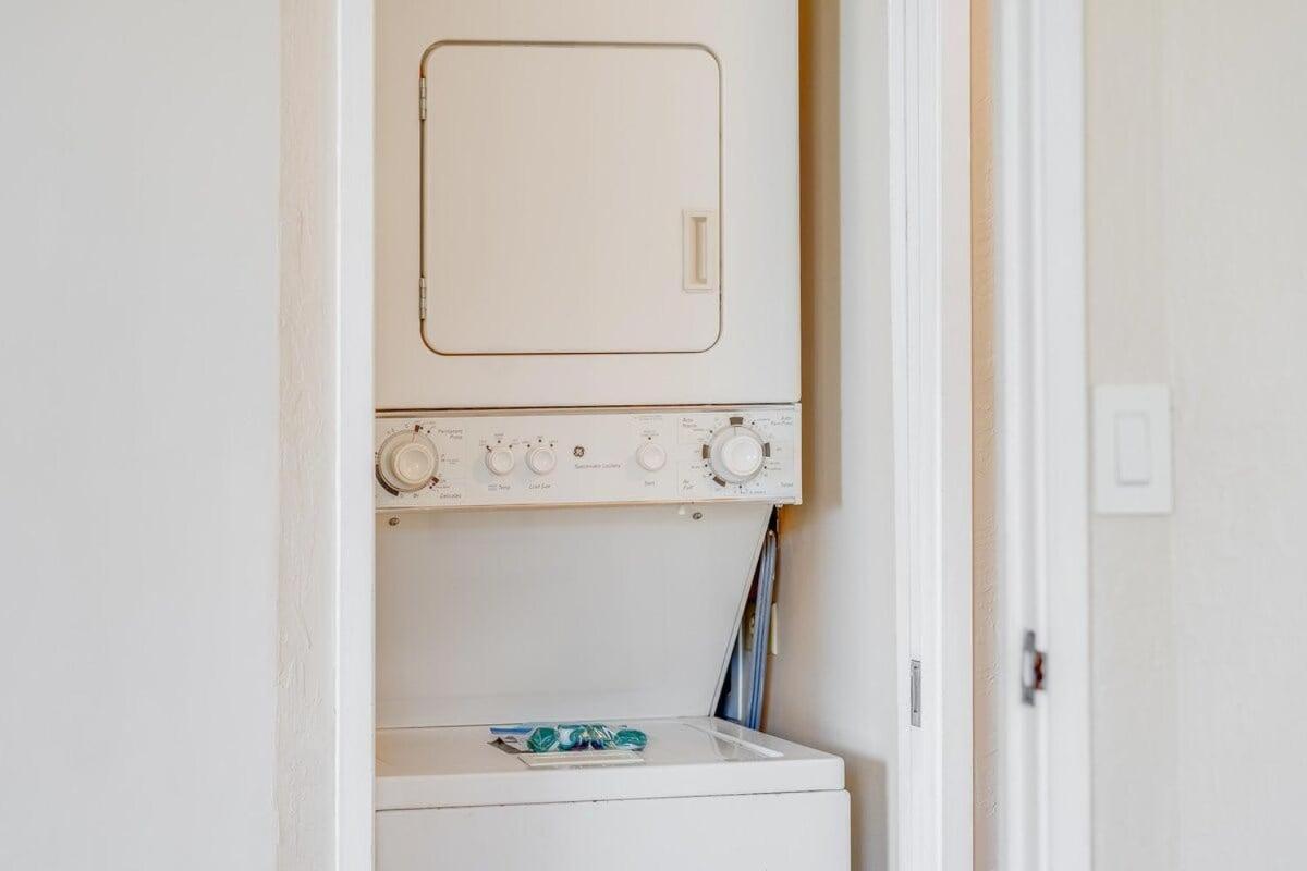 Kaanapali Shores 515 · KS 515 Updated 2Bedroom at BeachFron