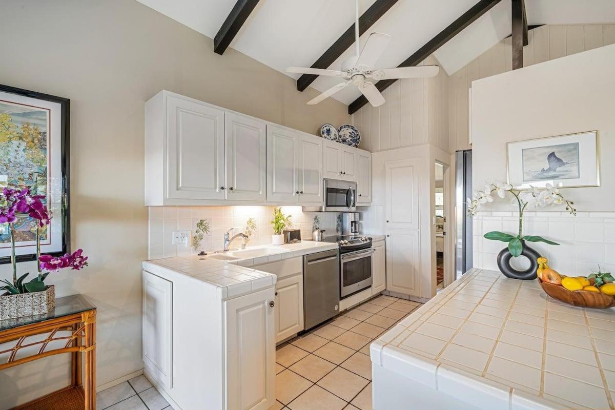 International Colony Club 43 · ICC 43 Spacious 2BD Cottage Walk