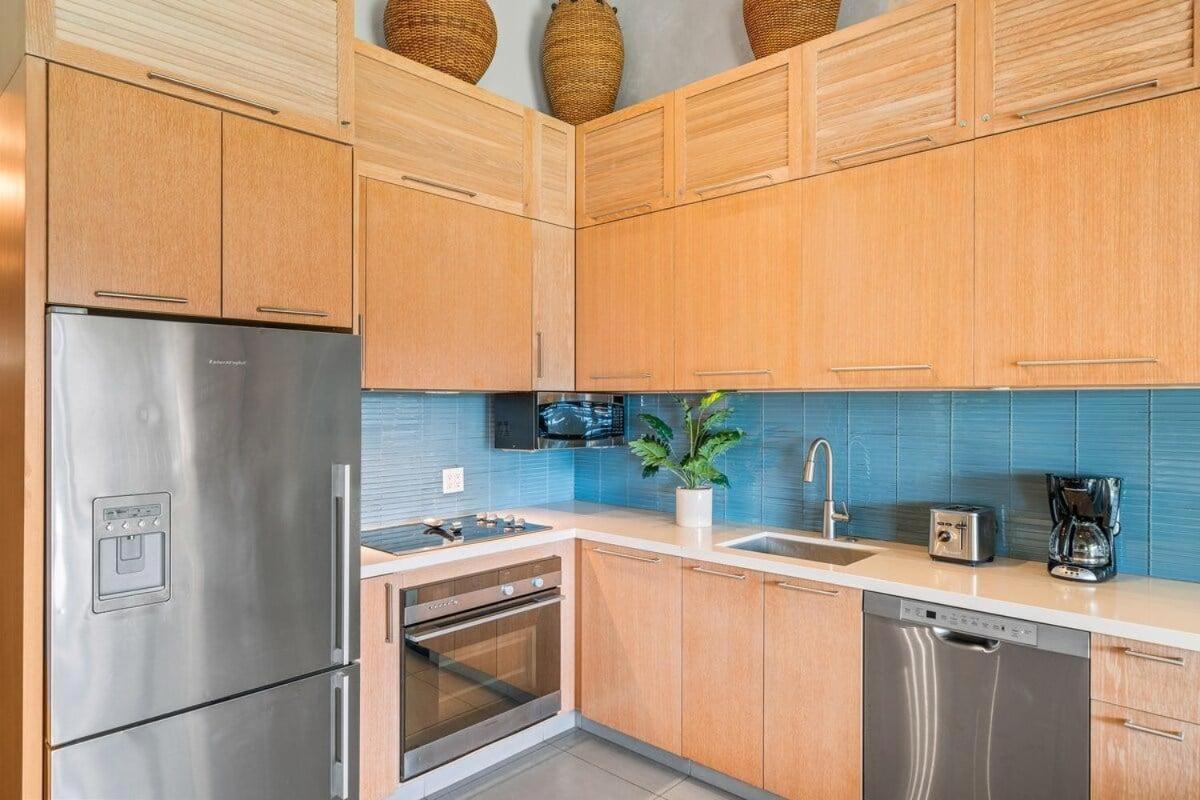 Napili Shores H262 · NS H262 BeachFront Condo Ocean Views Pool H