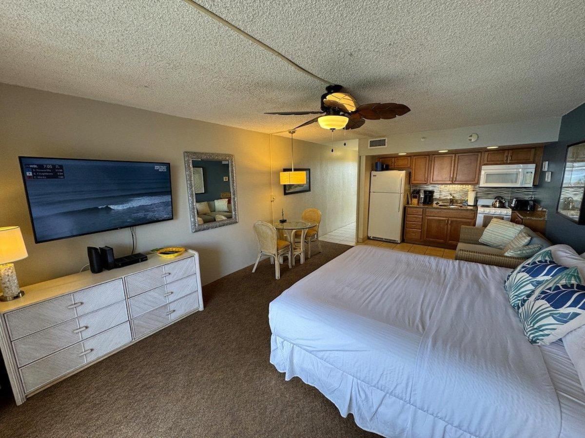 Royal Kahana 616 · RK 616 Oceanfront Escape w Pool | Steps2Beach