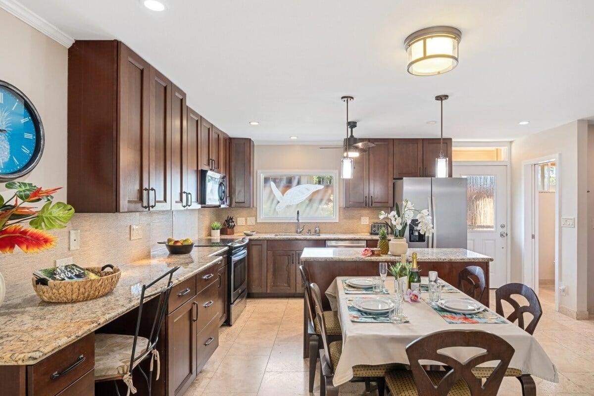 Puamana 153-4 · PU 153-4 Spacious Puamana Unit & Walk To The Bea