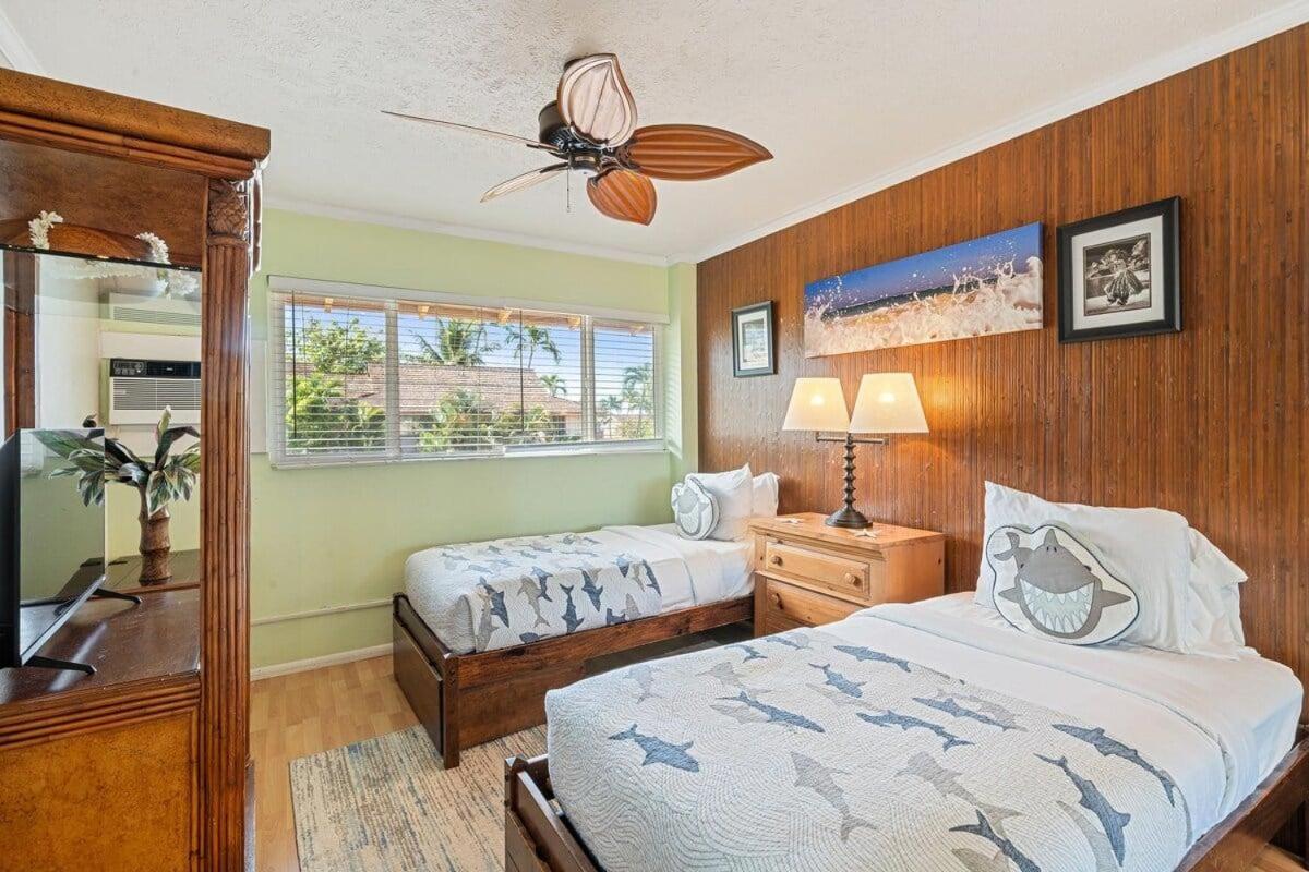 Puamana 153-4 · PU 153-4 Spacious Puamana Unit & Walk To The Bea