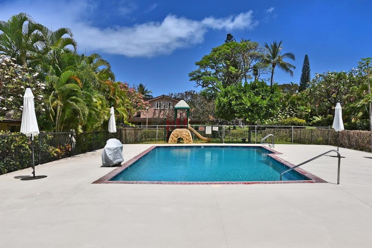 Puamana 153-4 · PU 153-4 Spacious Puamana Unit & Walk To The Bea