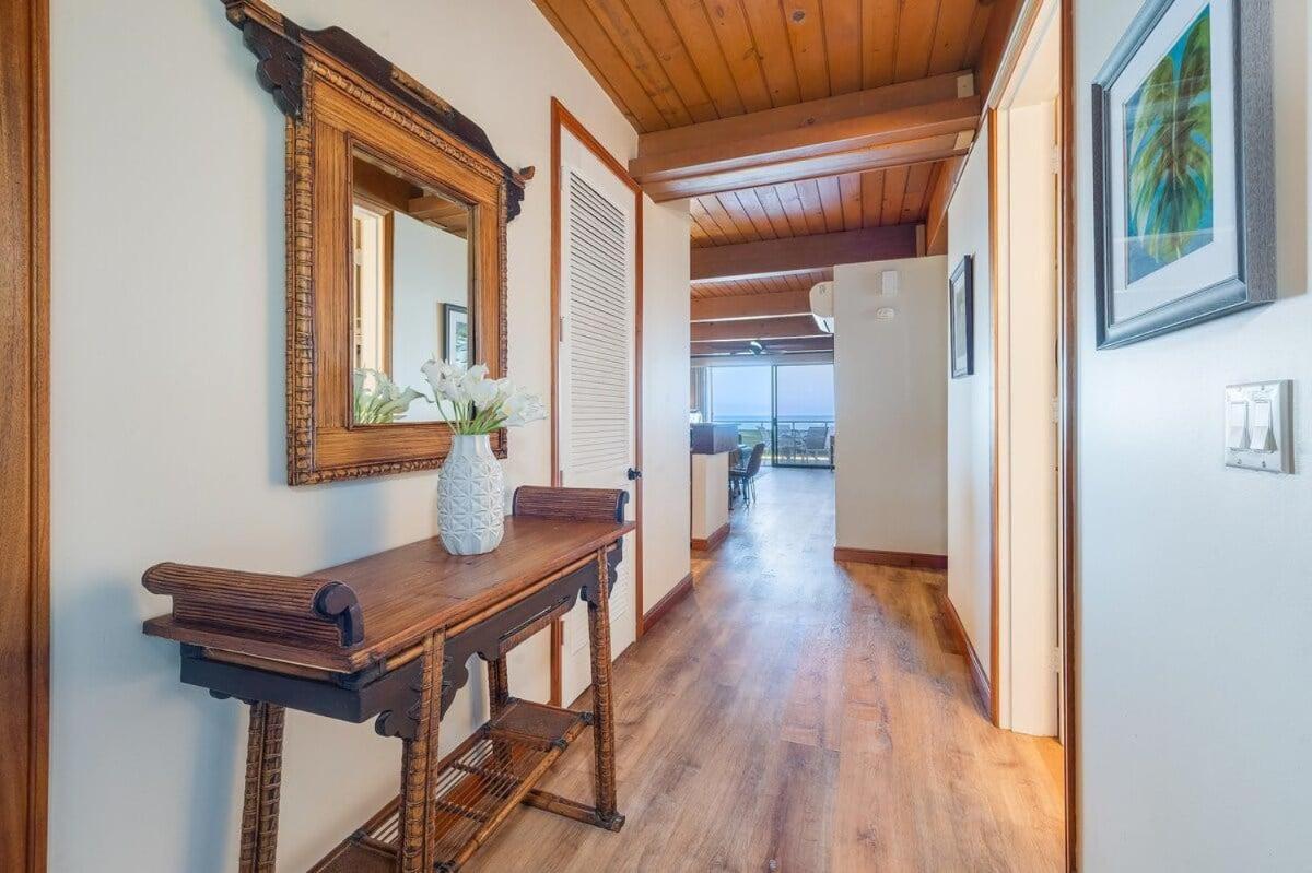 Kahana Outrigger 3A2 · KHO 3A2 Updated OceanFront 3BD wPool AC O