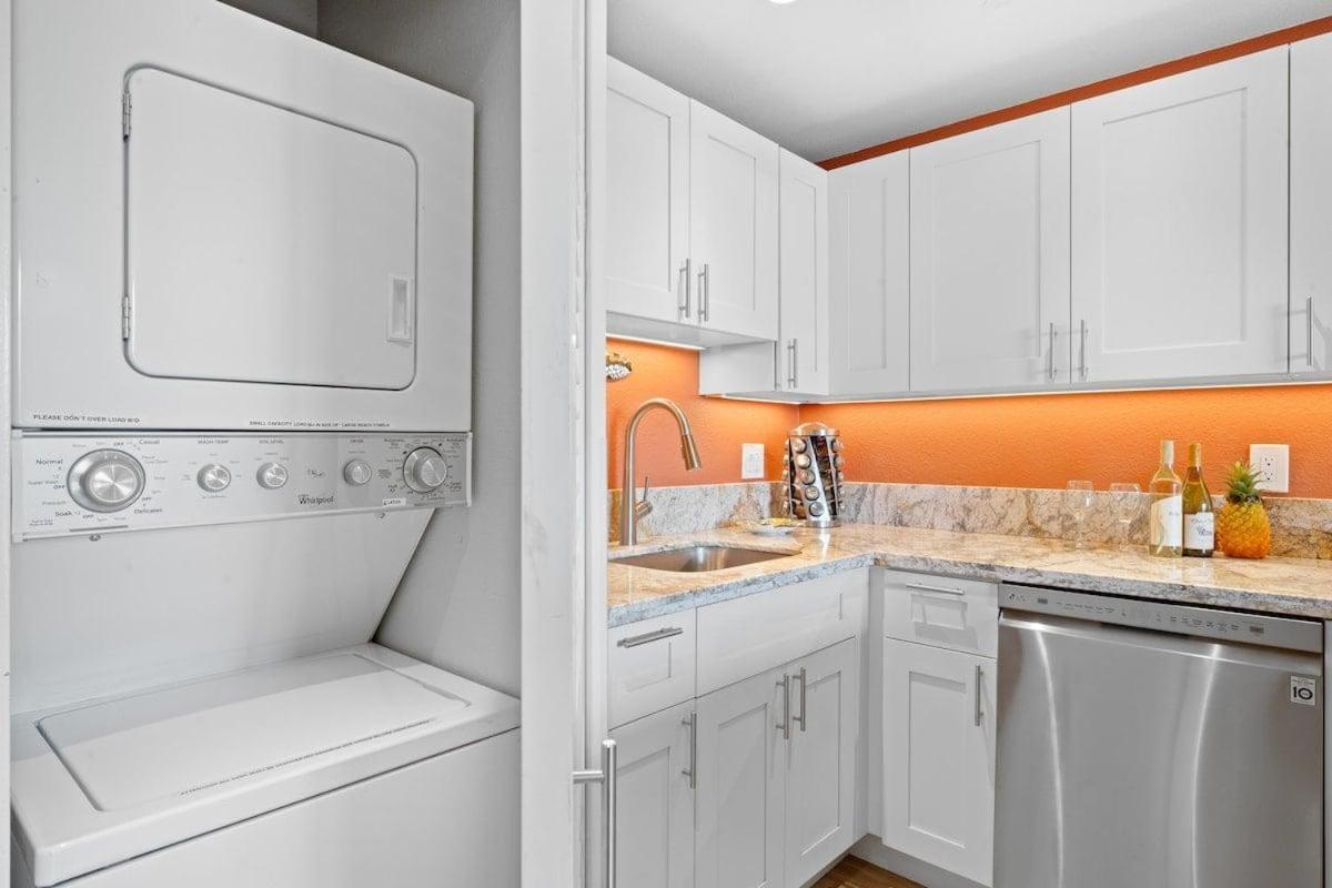 Maui Vista 1205 · MV 1205 Remodeled & Modern Garden View 1BD Con