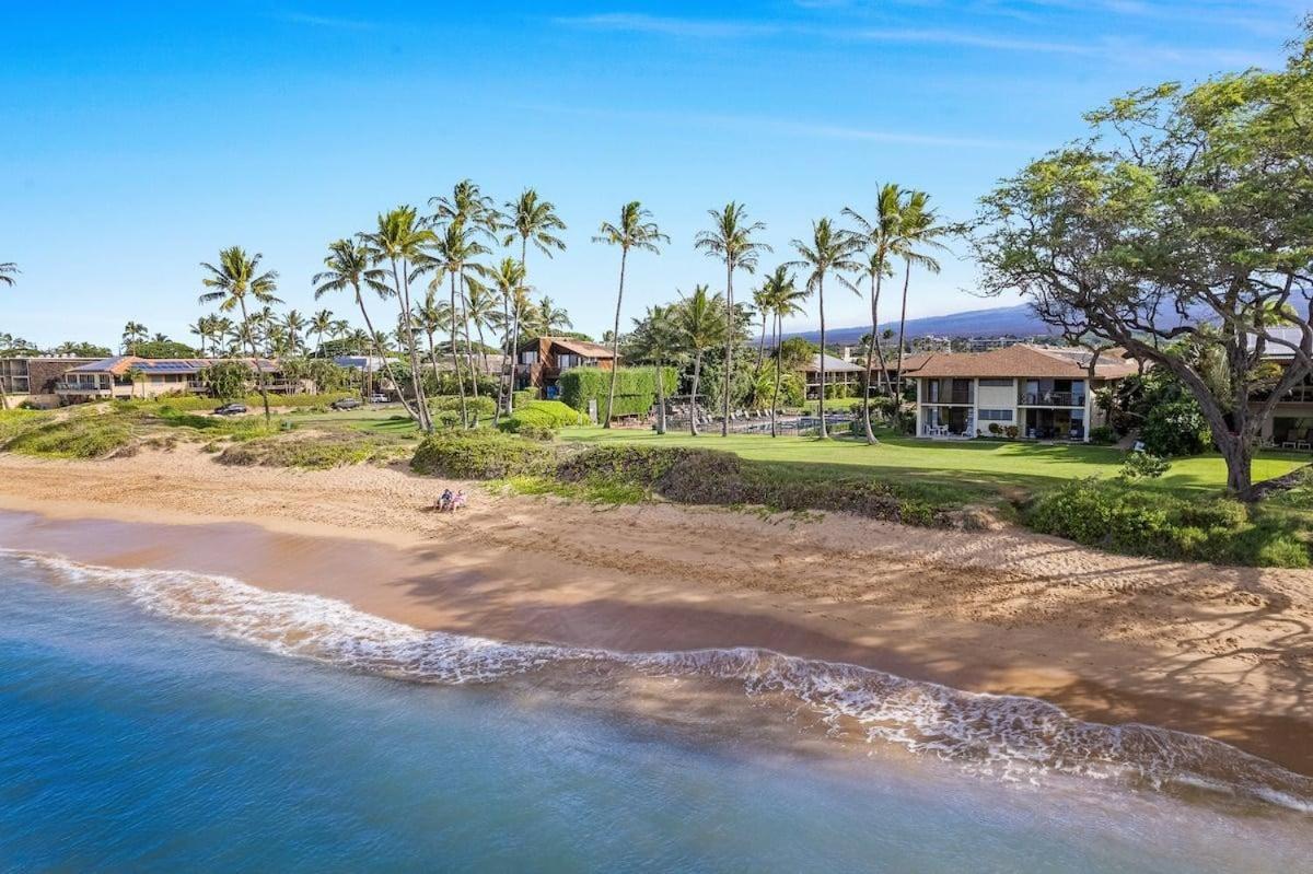 Waiohuli Beach Hale C212 · 2BD Kihei Condo Easy Beach Access
