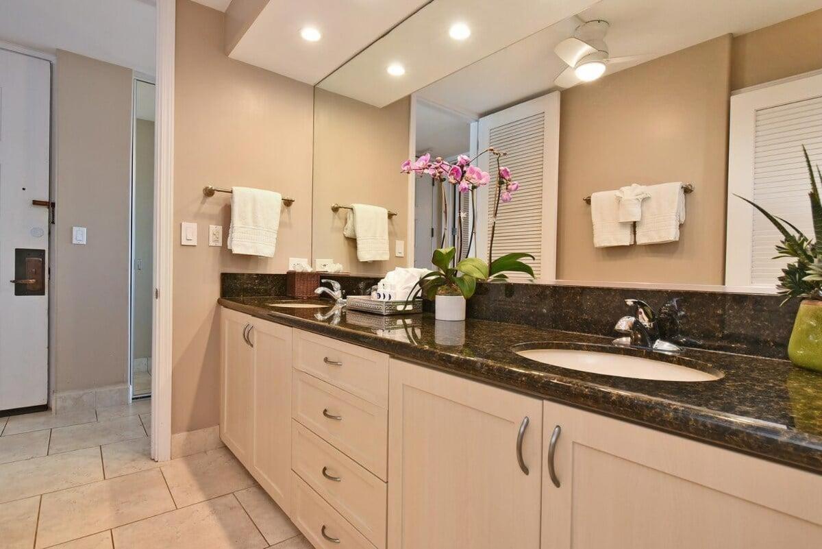 Papakea L108 · PK L108 Remodeled OceanFront 1BD