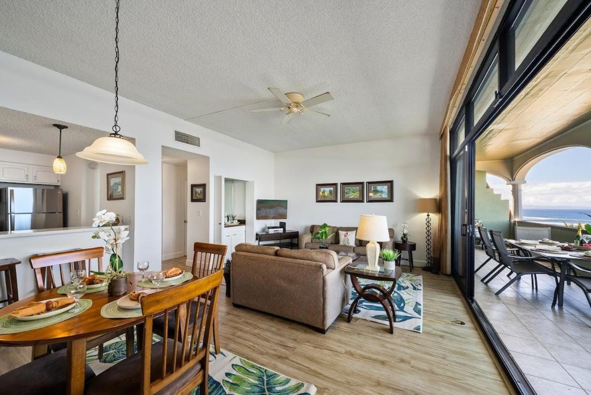 Lahaina Shores PH1 · LS PH1 Oceanfront Penthouse Condo w Panoram