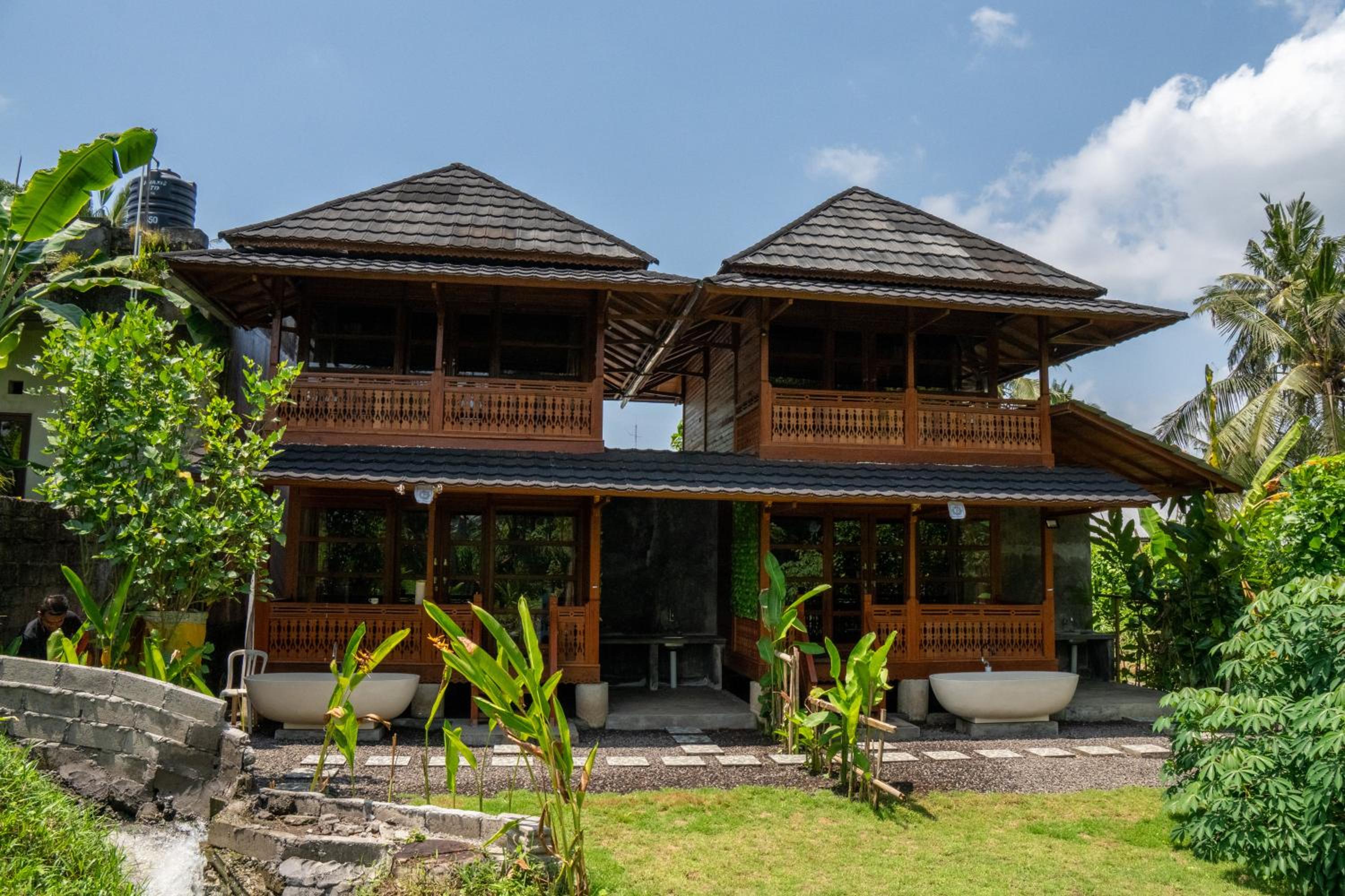 Alam Bulangan Villa