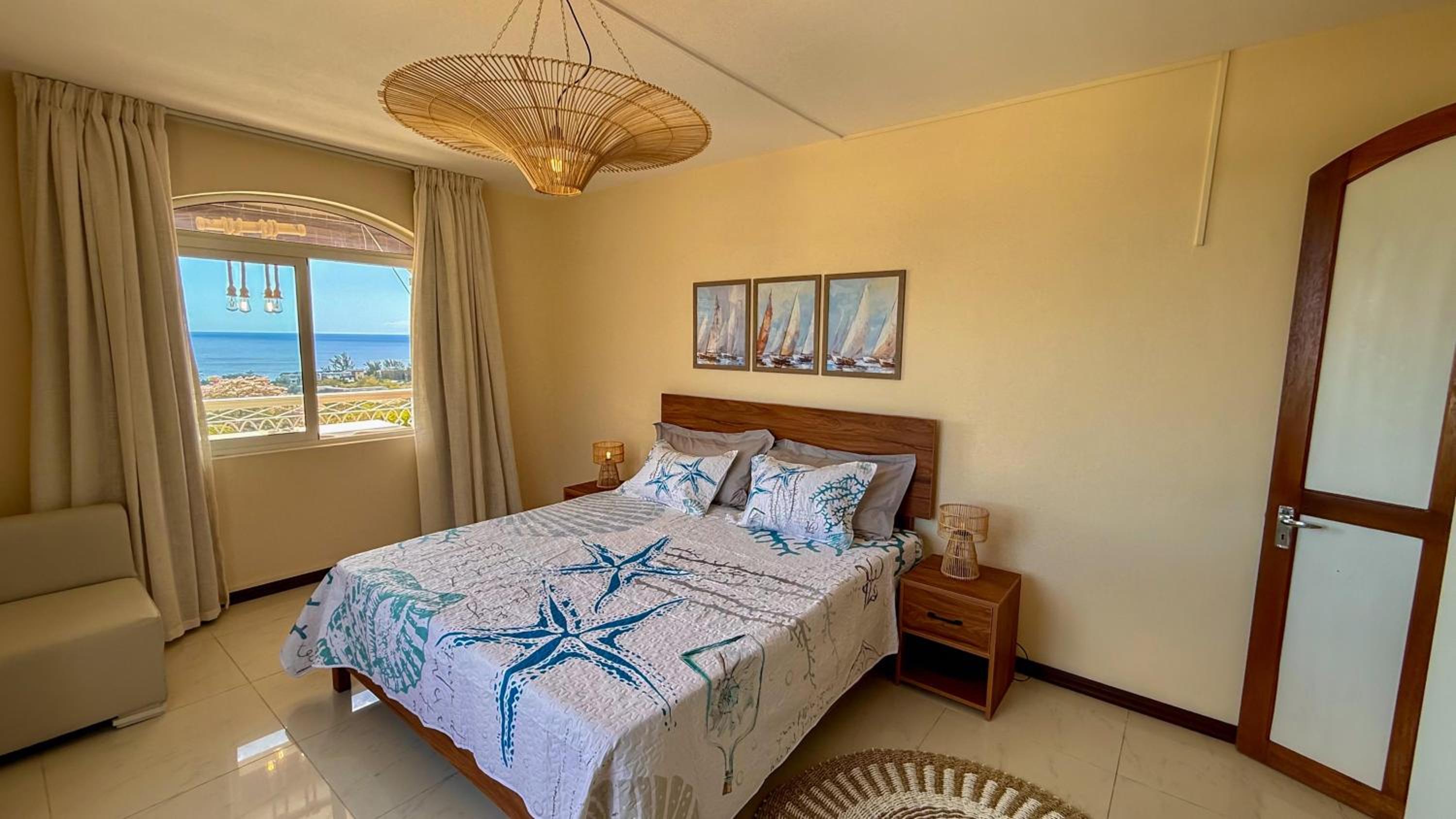 LAKAZ DEL VISTA - Luxurious new apartments with panoramic sea views, pool & garden retreat
