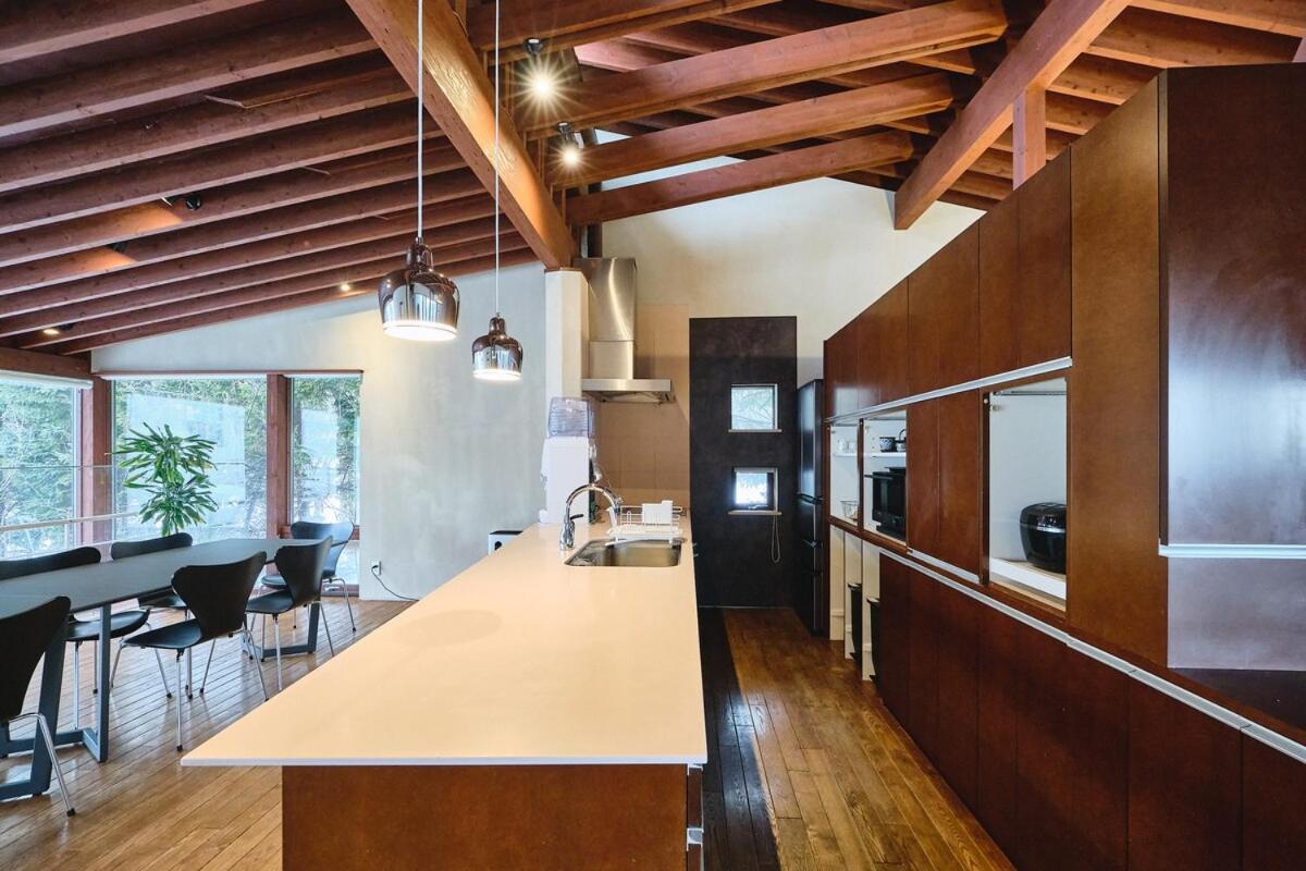 Luxury 243m2 Private Villa Sauna 12 Guests
